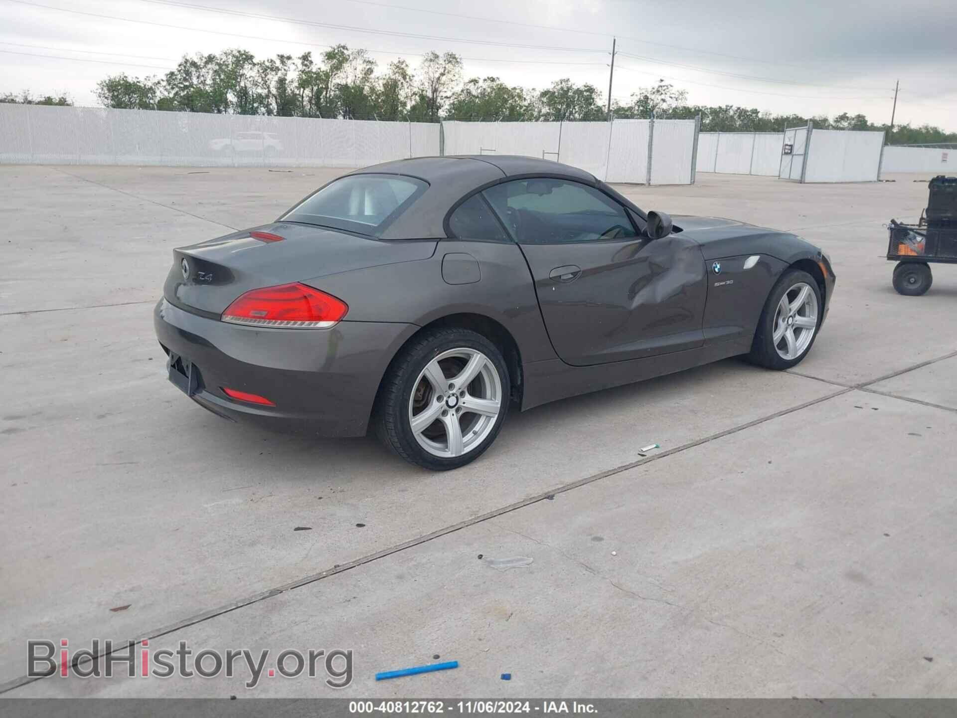 2011 BMW Z4 - VIN: WBALM5C59BE378469 - Фото 4