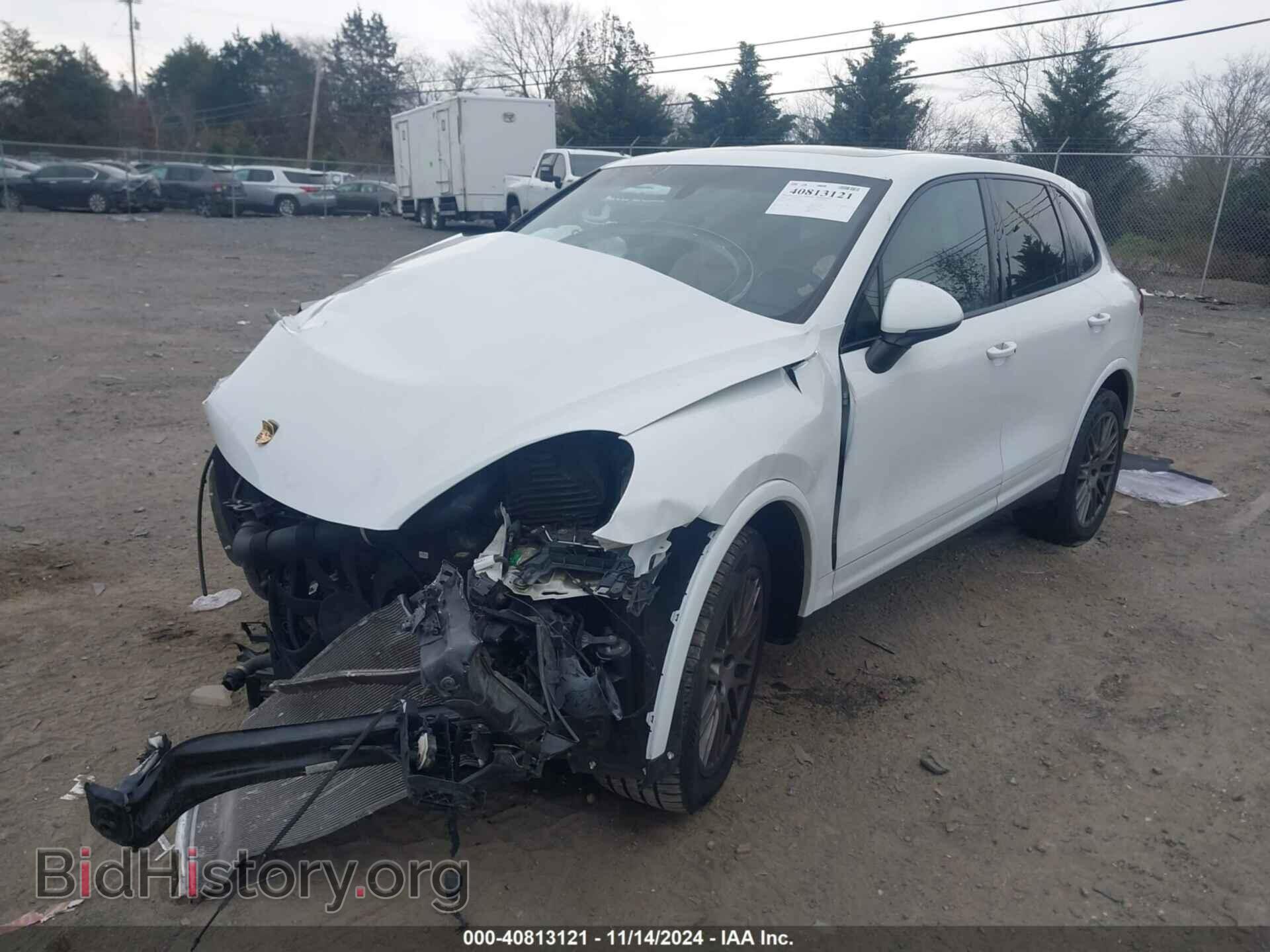2018 PORSCHE CAYENNE - VIN: WP1AA2A21JKA00784 - Фото 2