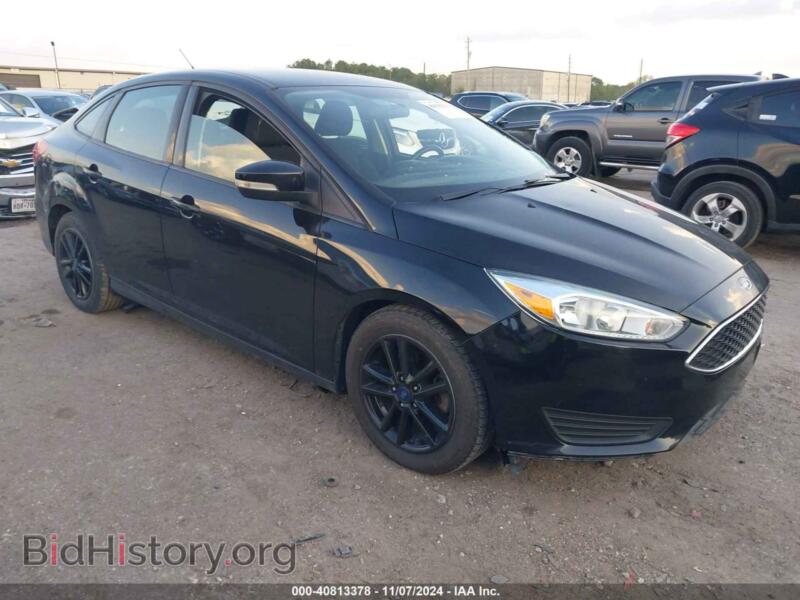 2017 Ford FOCUS SE (VIN 1FADP3F28HL207730) — photo 1 of 15, IAAI, damage: right side
