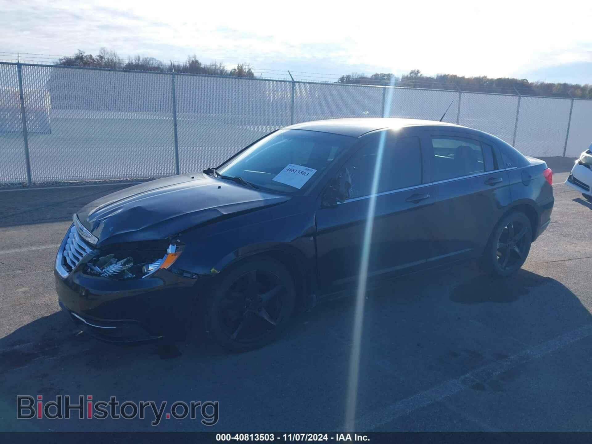 2012 CHRYSLER 200 - VIN: 1C3CCBAB3CN186256 - Фото 2
