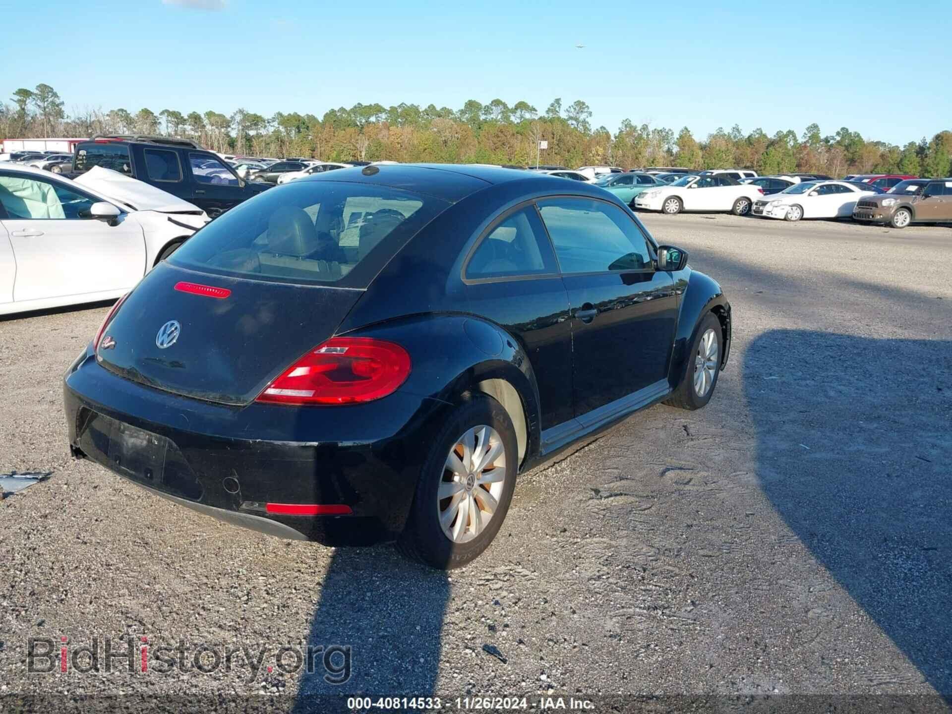 2015 VOLKSWAGEN BEETLE - VIN: 3VWF17AT5FM640751 - Фото 4