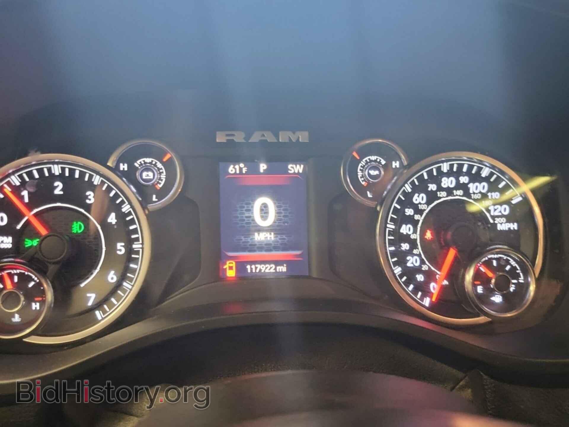 2021 RAM 1500 - VIN: 1C6SRFFT8MN632019 - Фото 3