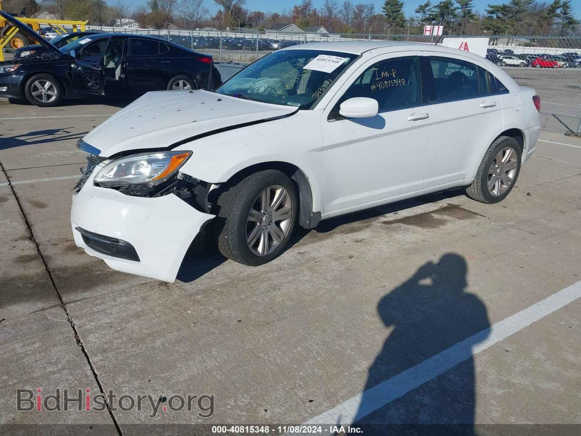 2013 CHRYSLER 200 - VIN: 1C3CCBBB8DN743534 - Photo 2