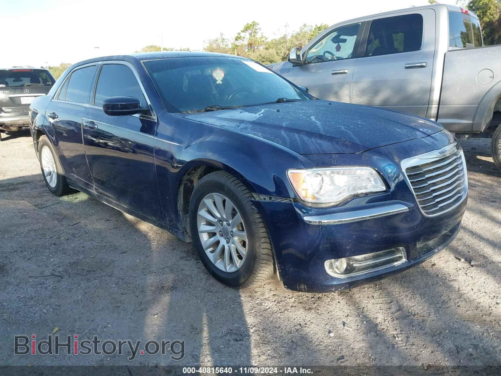 Фотография 2C3CCAAG9DH572910 - CHRYSLER 300 2013