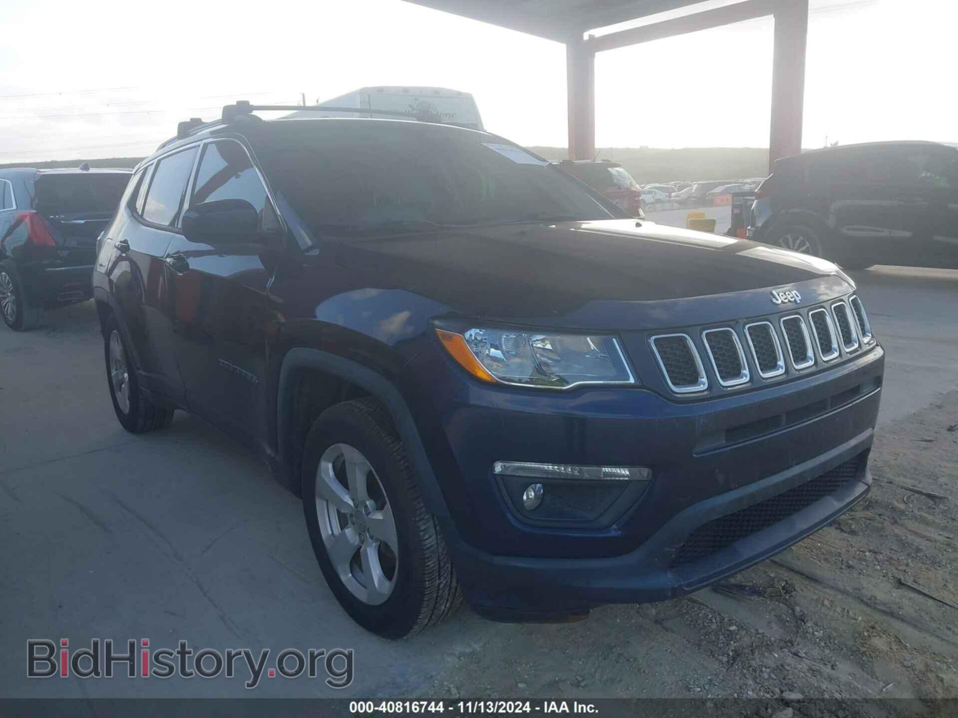 Photo 3C4NJCBB5KT851896 - JEEP COMPASS 2019