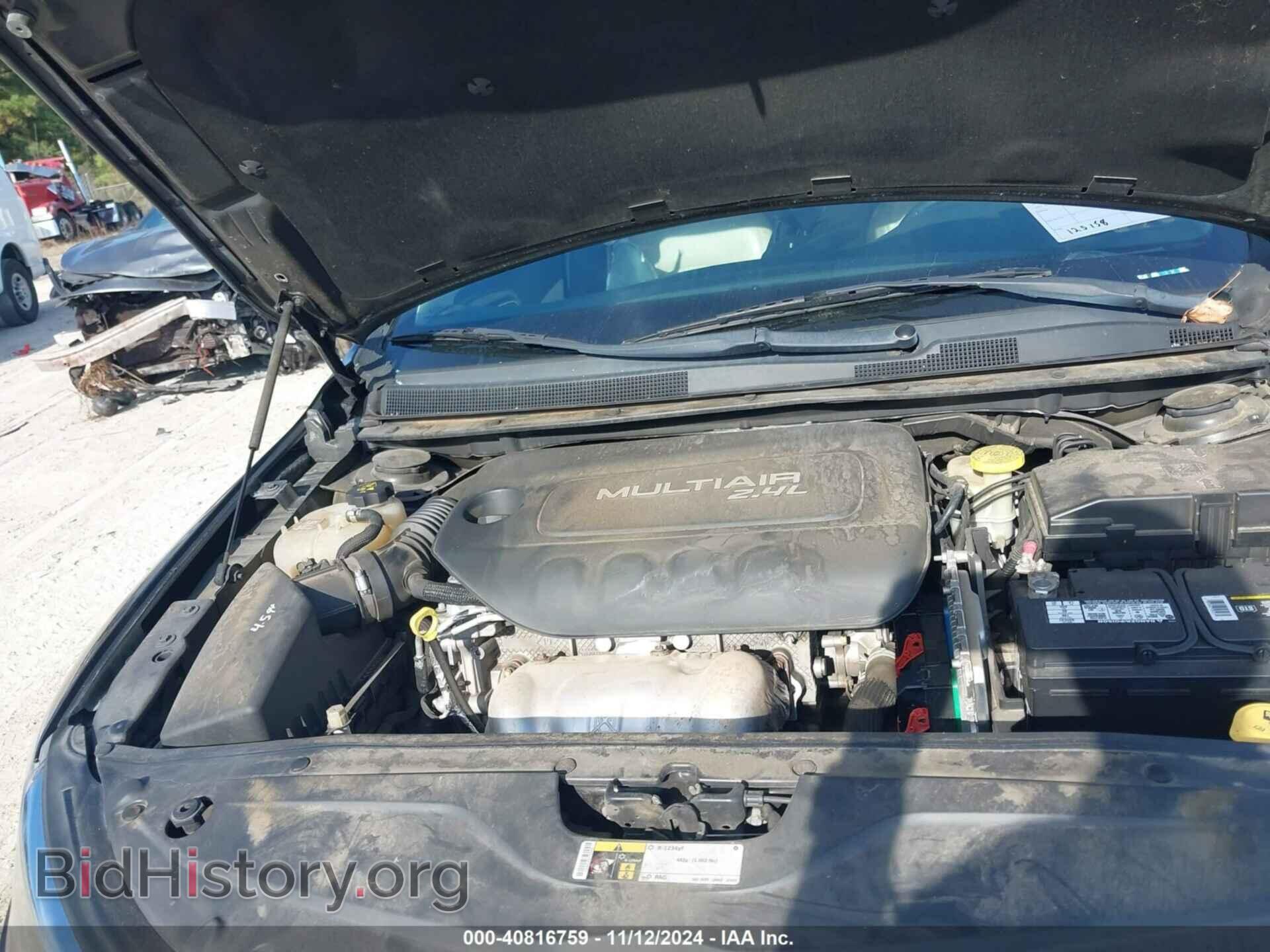 2016 CHRYSLER 200 - VIN: 1C3CCCAB7GN191620 - Фото 10