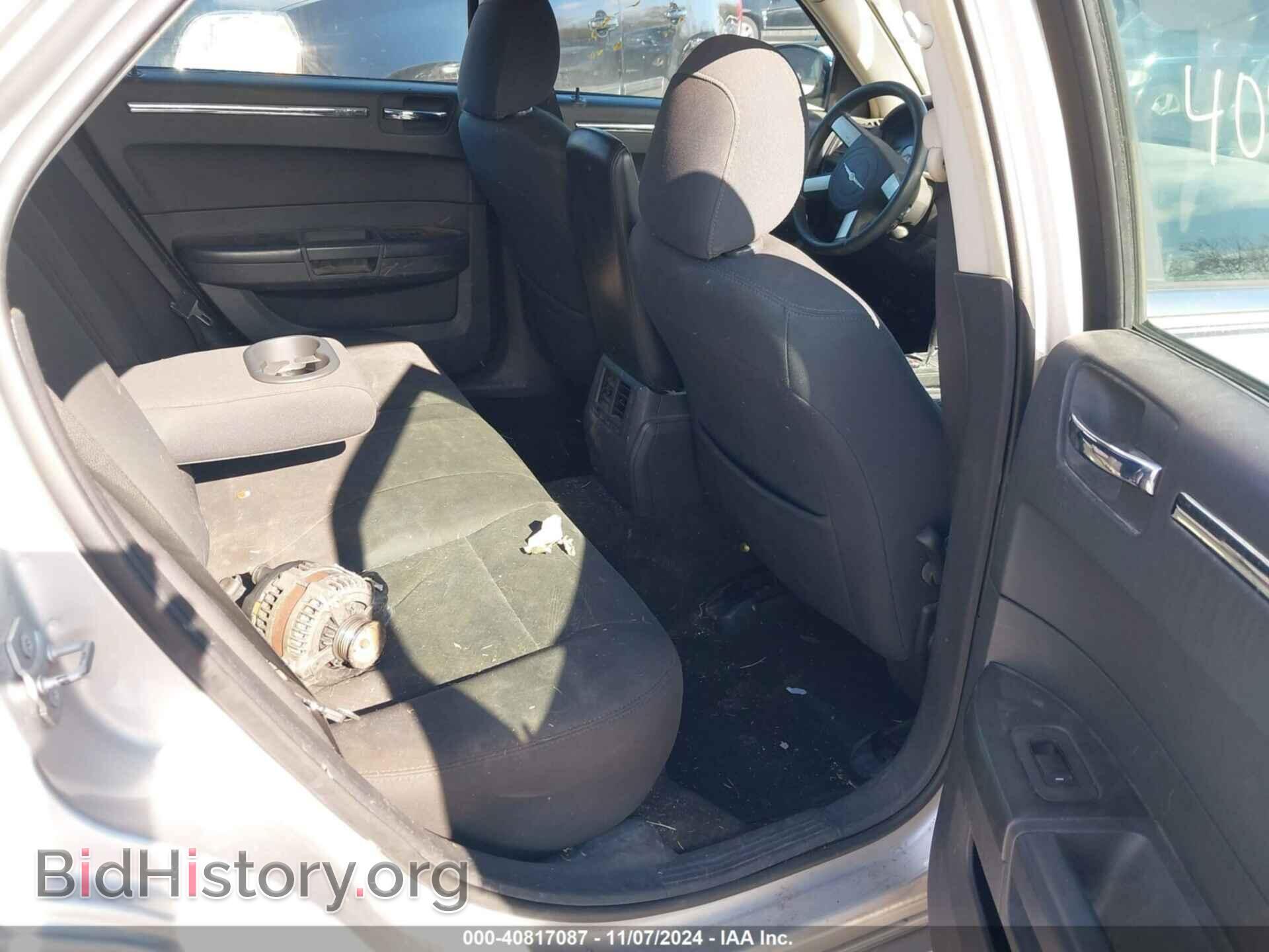 2010 CHRYSLER 300 - VIN: 2C3CA4CD3AH149780 - Фото 8