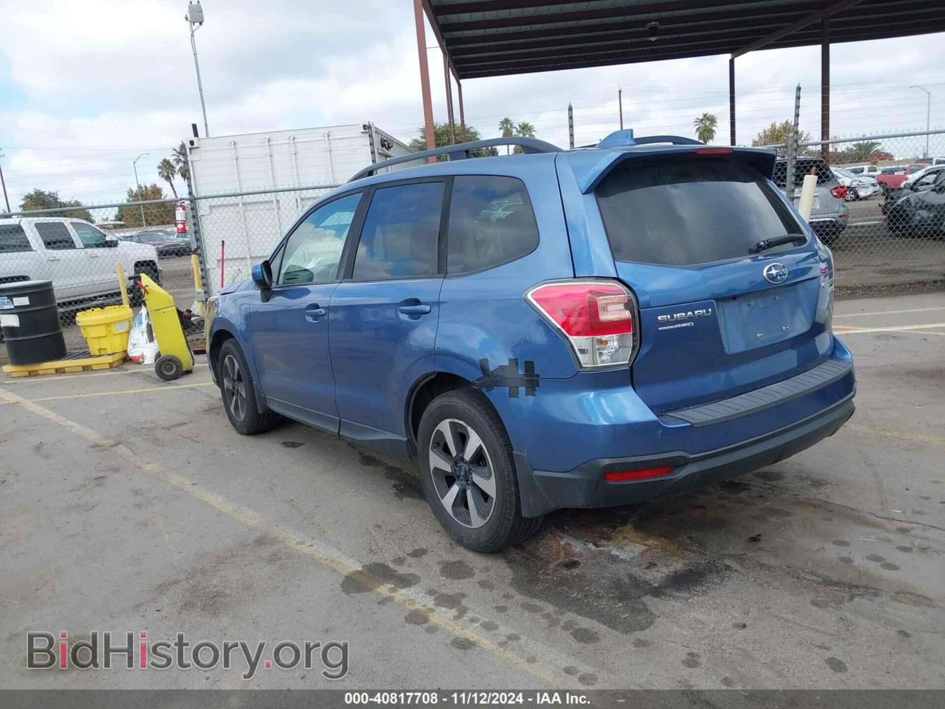 2017 SUBARU FORESTER - VIN: JF2SJAEC6HH438177 - Фото 3
