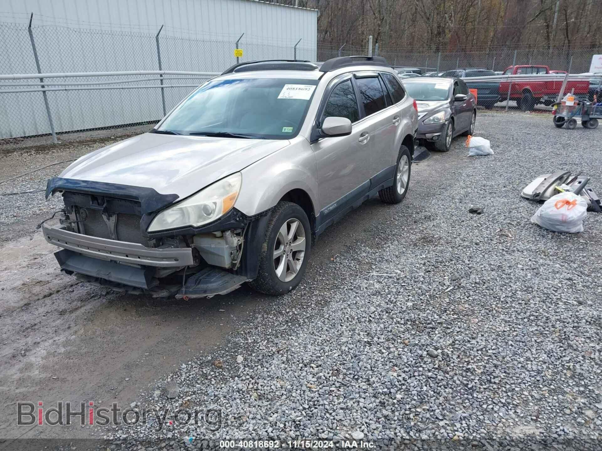 2014 SUBARU OUTBACK - VIN: 4S4BRBLC4E3292852 - Фото 2