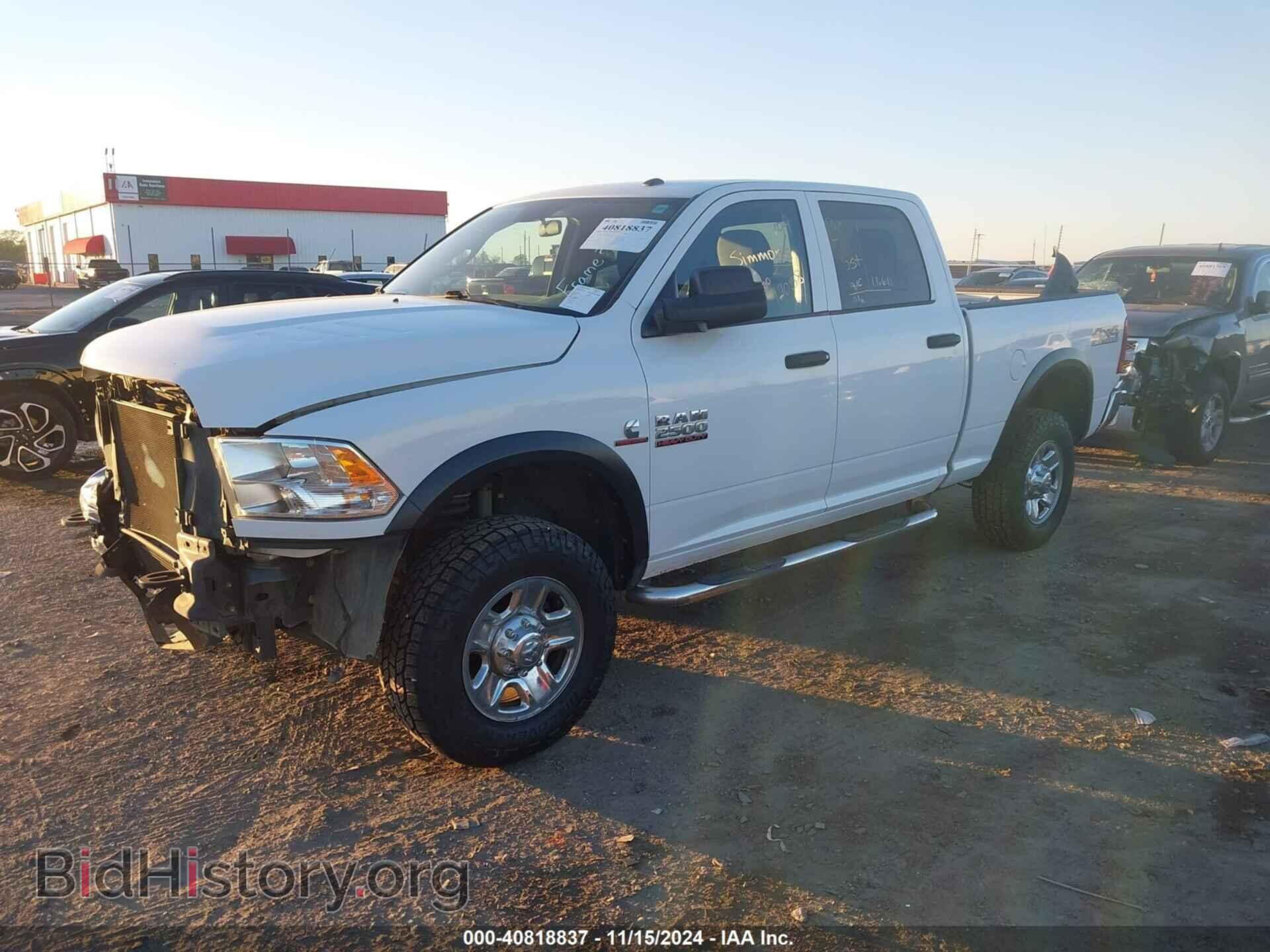 2017 RAM 2500 - VIN: 3C6UR5CLXHG610545 - Фото 2