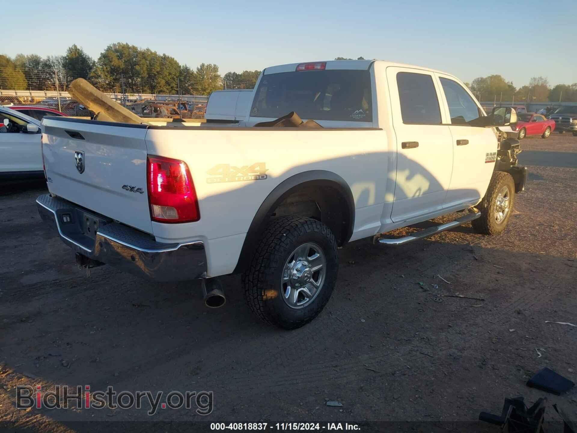 2017 RAM 2500 - VIN: 3C6UR5CLXHG610545 - Фото 4