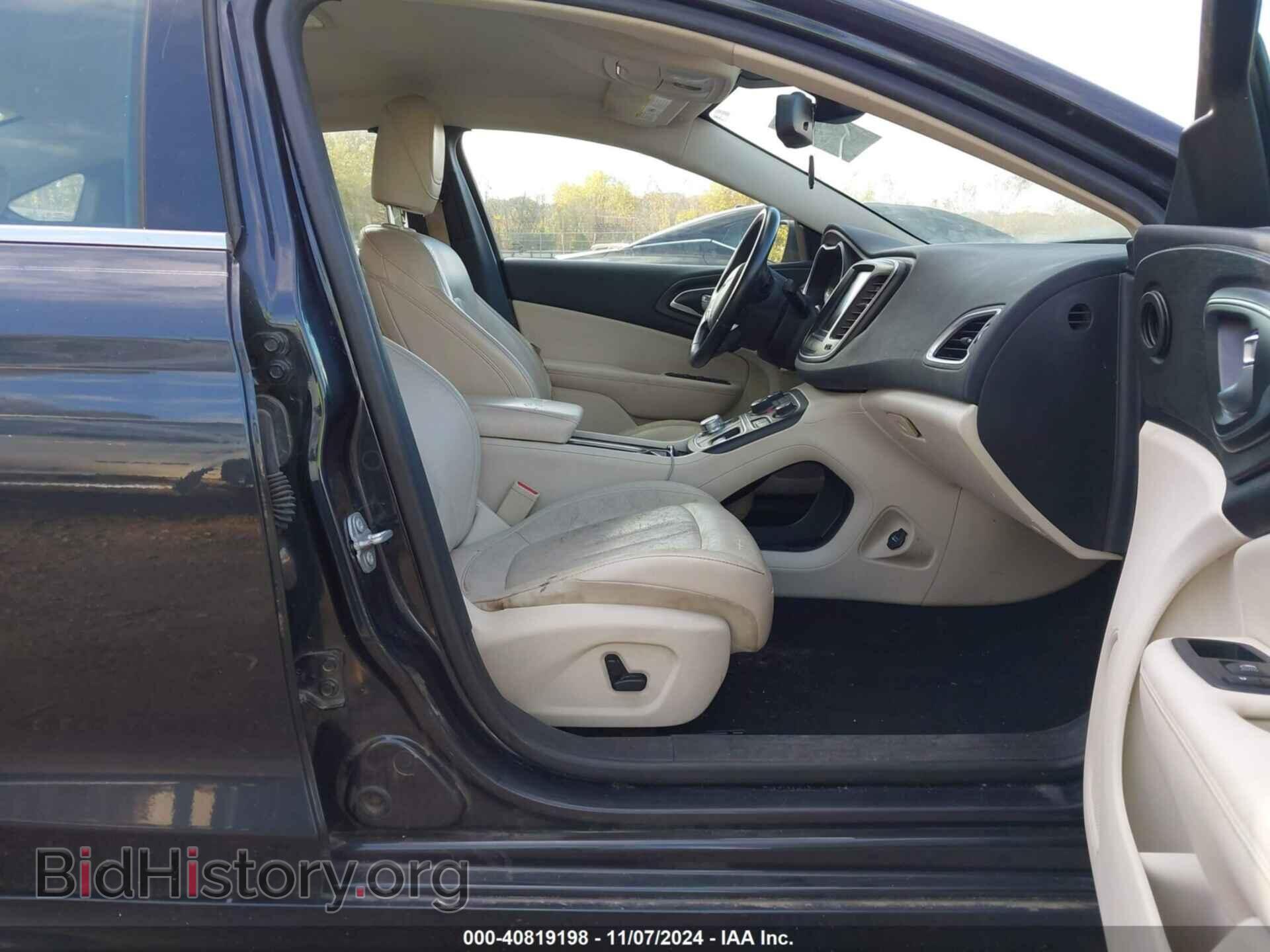 2017 CHRYSLER 200 - VIN: 1C3CCCAB1HN512066 - Фото 5
