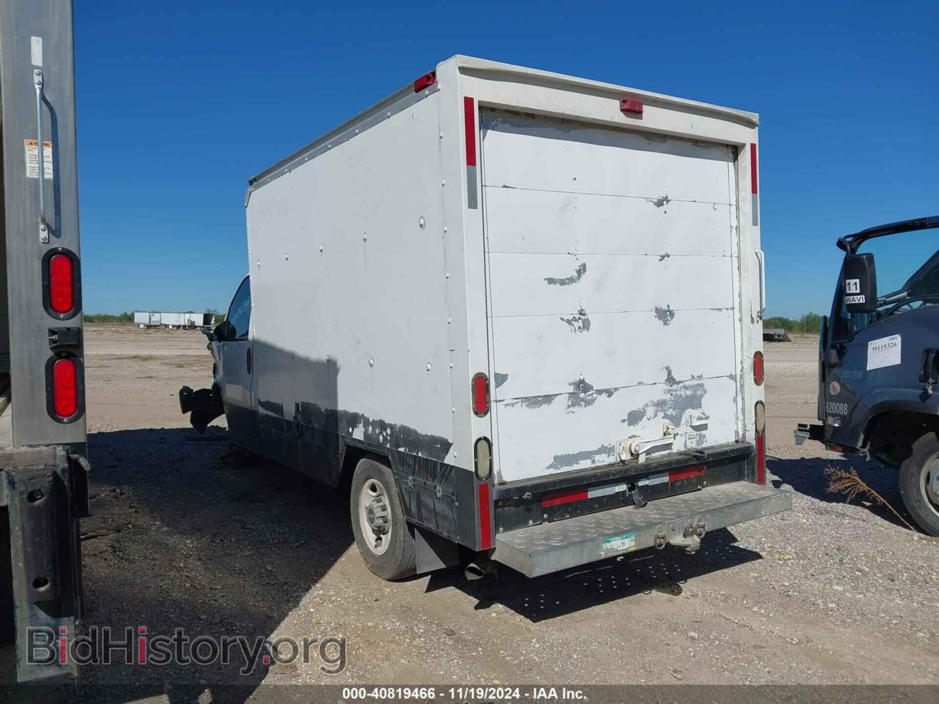 2009 GMC SAVANA 3500 - VIN: 1GDGG31C691900635 - Фото 3