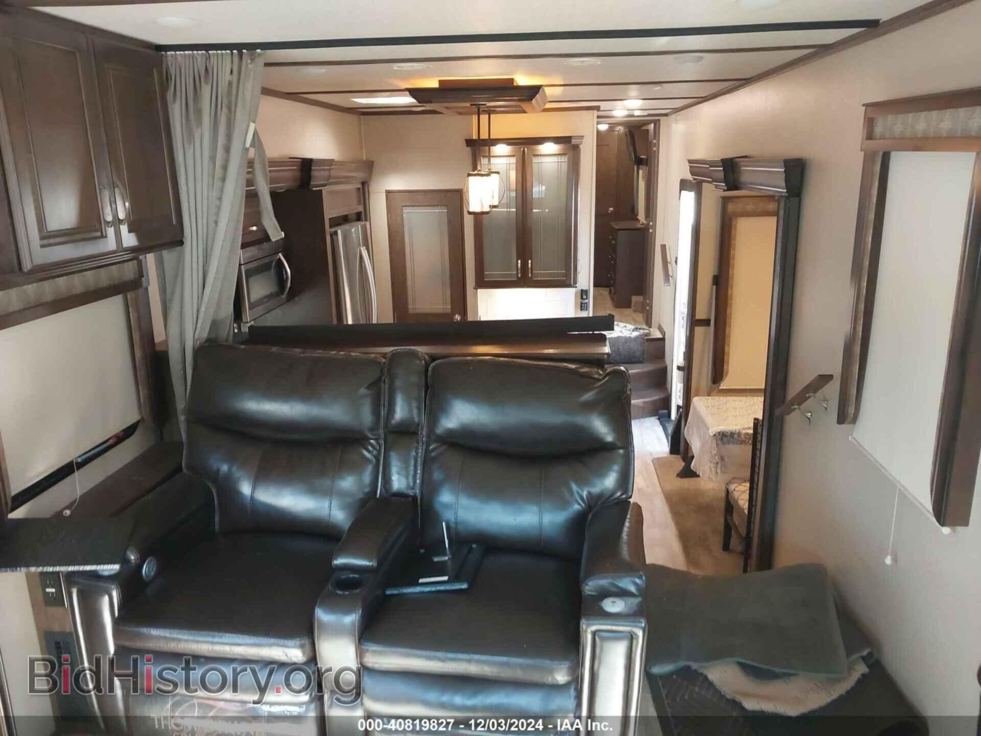 2019 GRAND DESIGN SOLITUDE - VIN: 573FS4323K9902190 - Фото 13