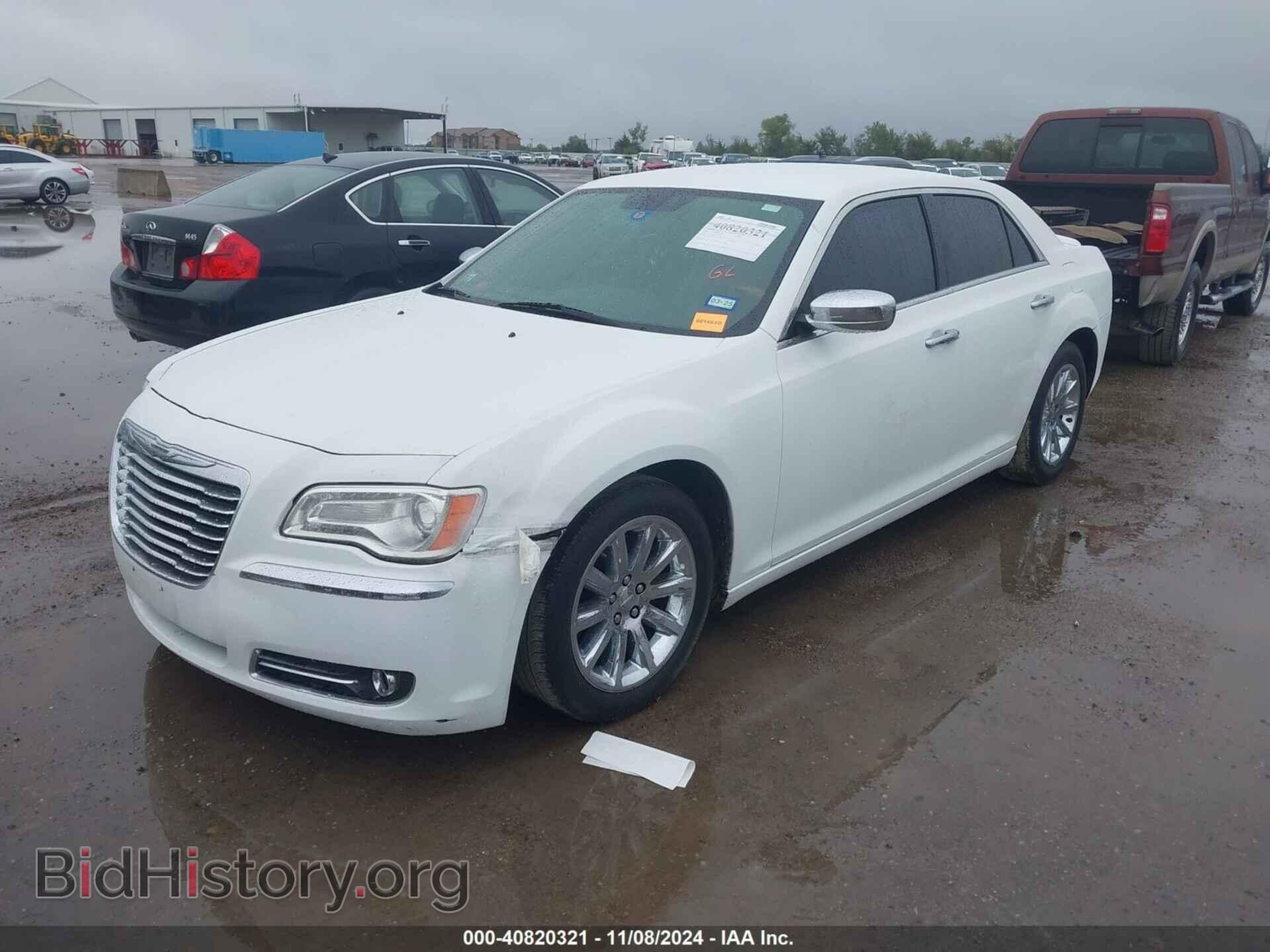 2013 CHRYSLER 300C - VIN: 2C3CCAET7DH661575 - Фото 2