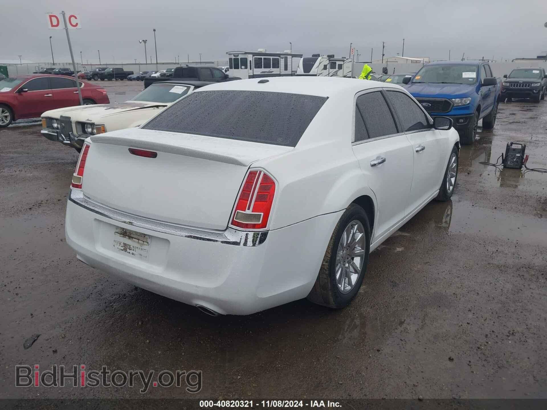 2013 CHRYSLER 300C - VIN: 2C3CCAET7DH661575 - Фото 4