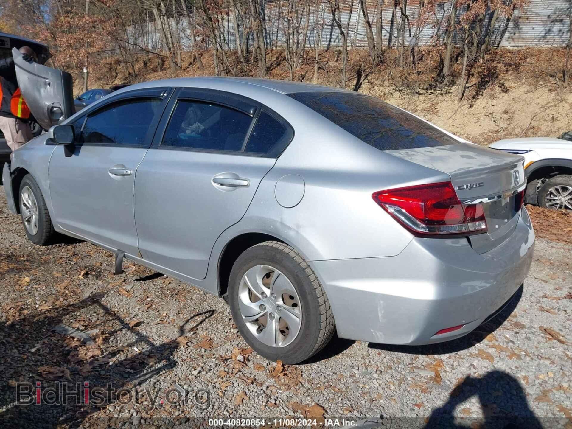 2015 HONDA CIVIC - VIN: 2HGFB2F58FH562611 - Фото 3
