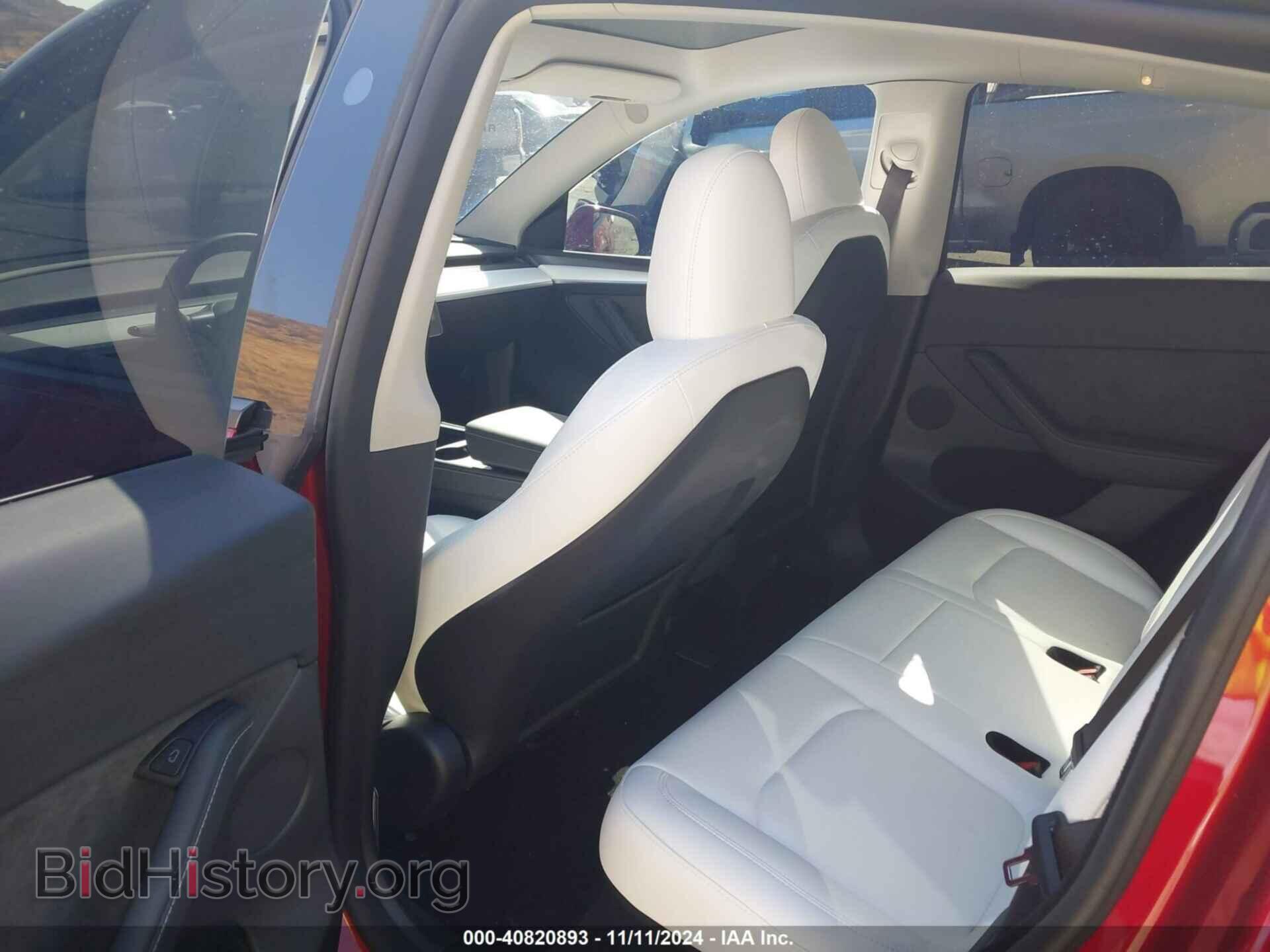 2024 TESLA MODEL Y - VIN: 7SAYGDEF2RF049253 - Фото 8