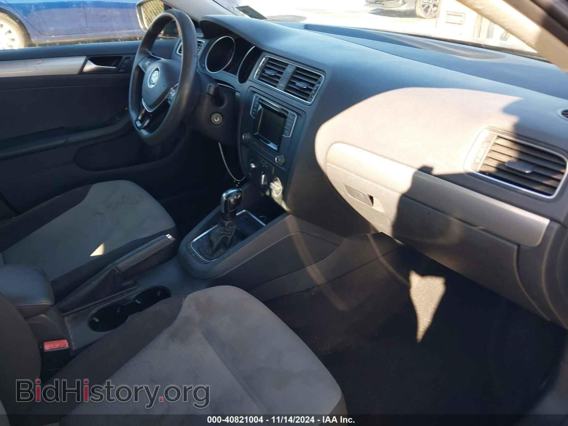 2017 VOLKSWAGEN JETTA - VIN: 3VW2B7AJ9HM251978 - Фото 5