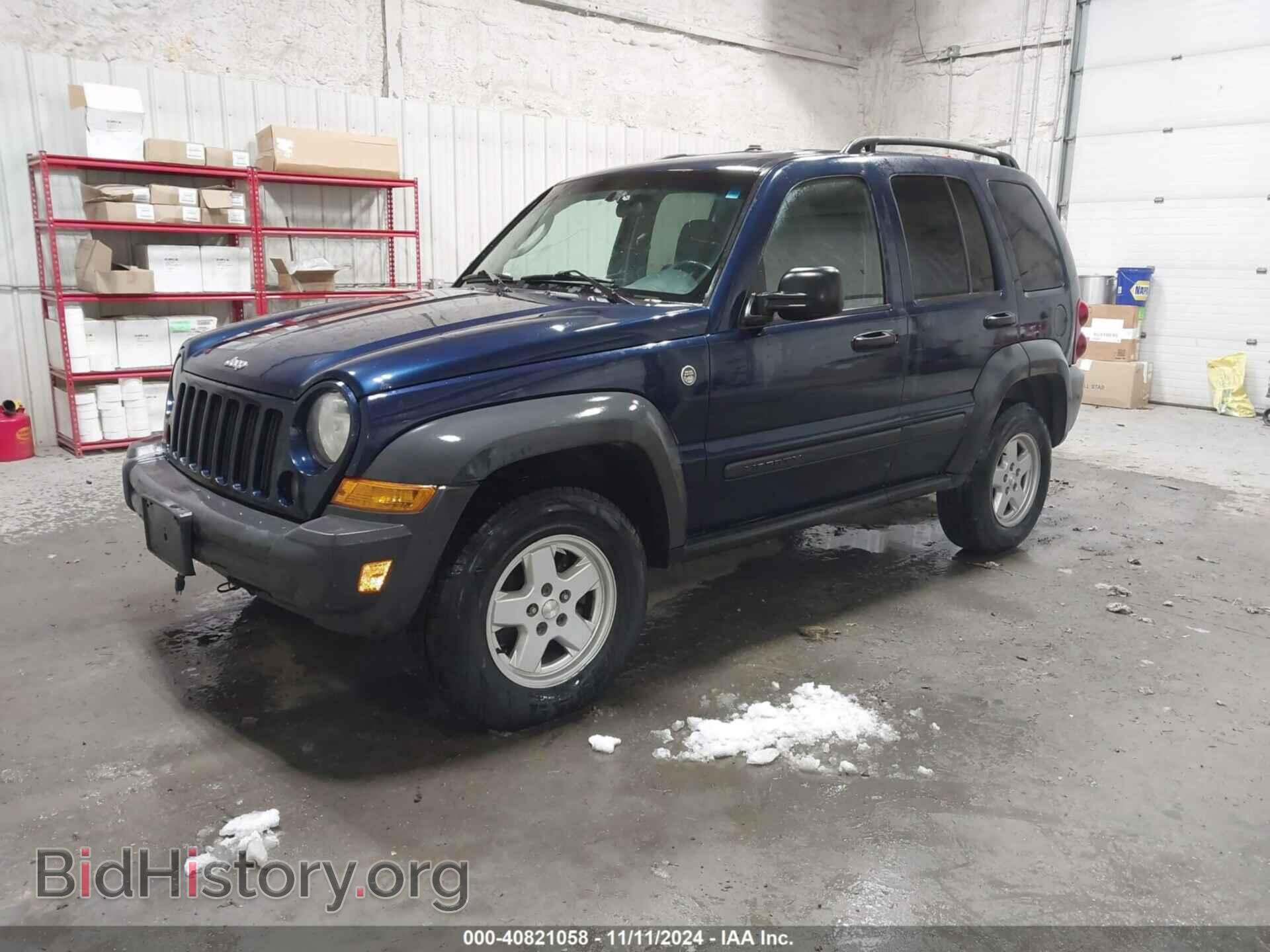 2007 JEEP LIBERTY - VIN: 1J4GL48K27W633006 - Фото 2