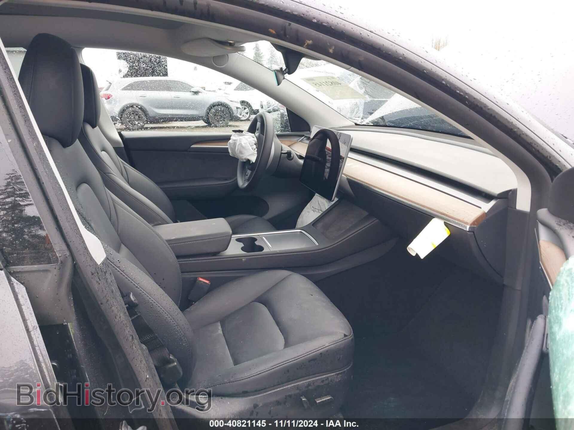 2024 TESLA MODEL Y - VIN: 7SAYGDEE7RF102522 - Фото 5