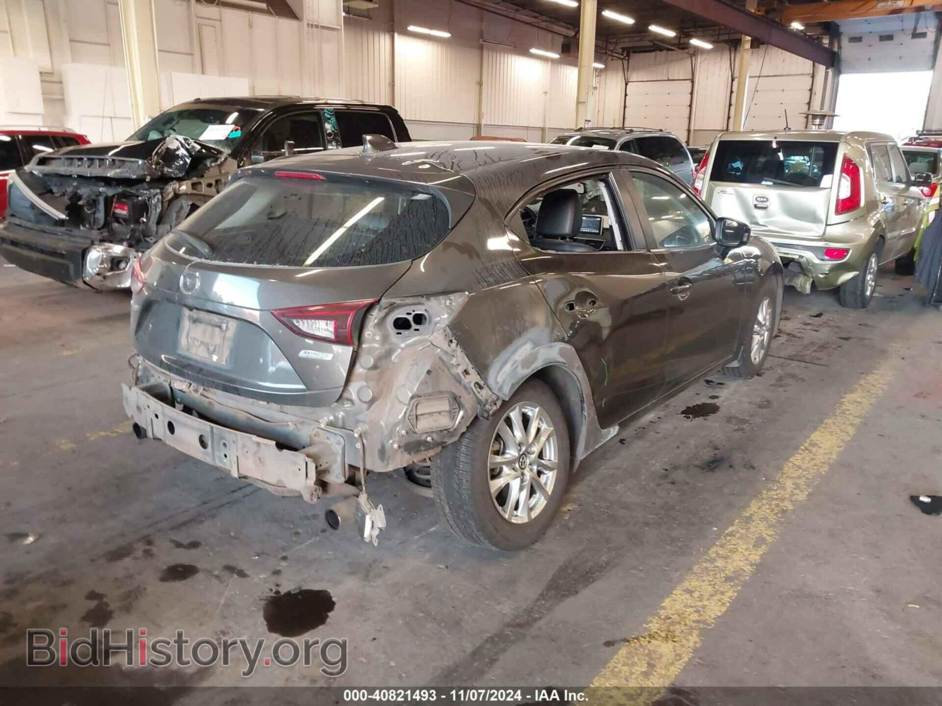 2014 MAZDA MAZDA3 - VIN: JM1BM1M70E1121820 - Фото 4