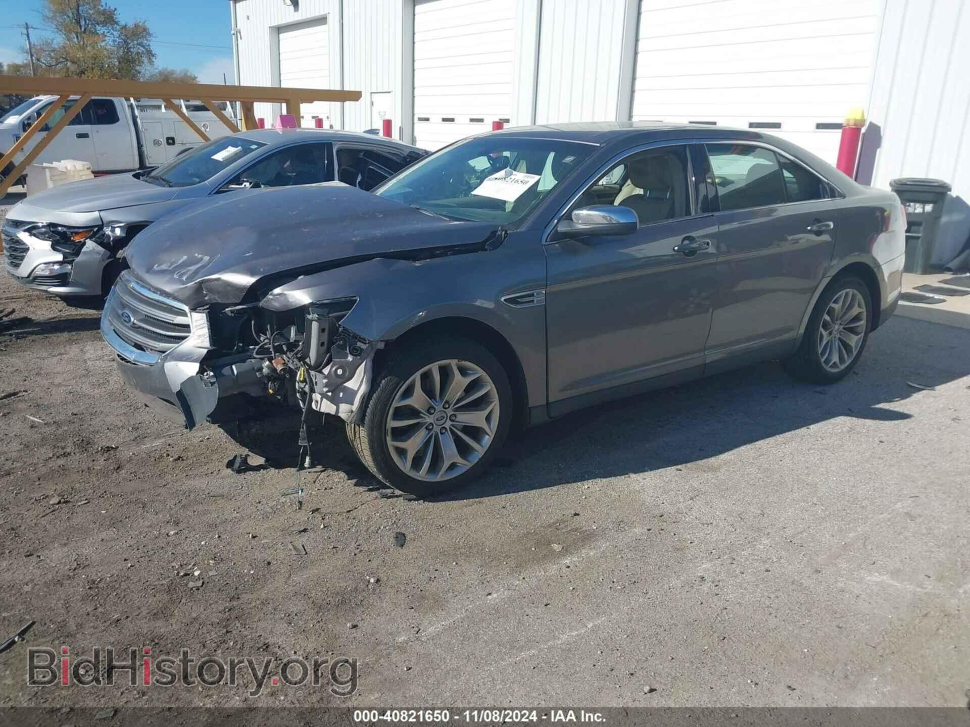 2013 FORD TAURUS - VIN: 1FAHP2F88DG218410 - Фото 2
