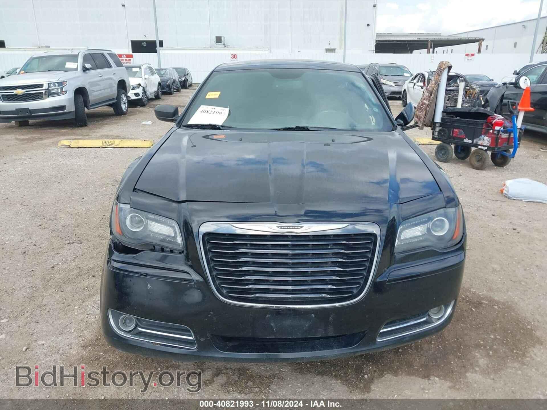 2014 CHRYSLER 300 - VIN: 2C3CCABG8EH373685 - Фото 11