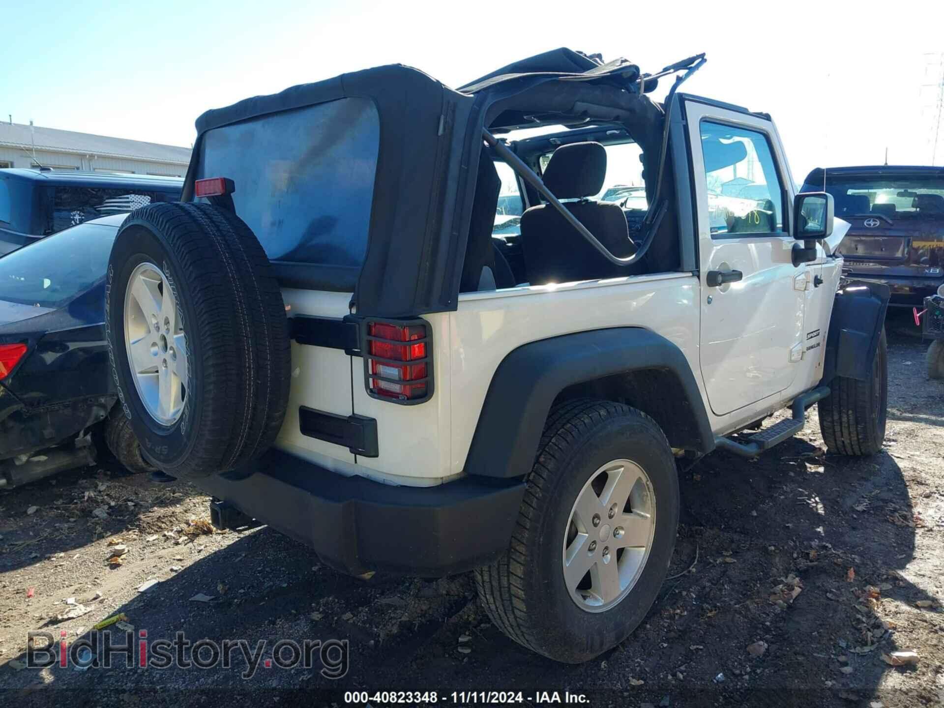 2011 JEEP WRANGLER - VIN: 1J4AA2D11BL579656 - Фото 4