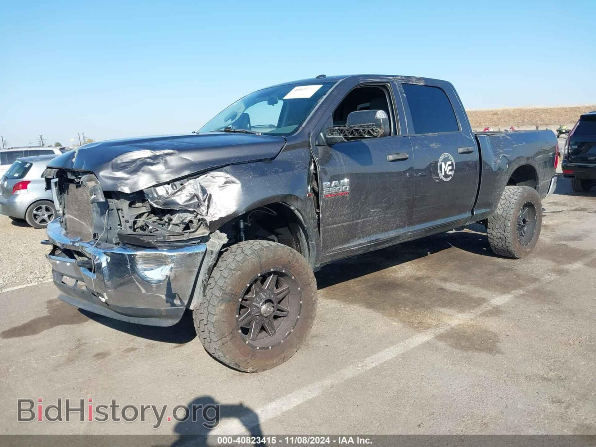 2017 RAM 2500 - VIN: 3C6UR5CL9HG639423 - Фото 2