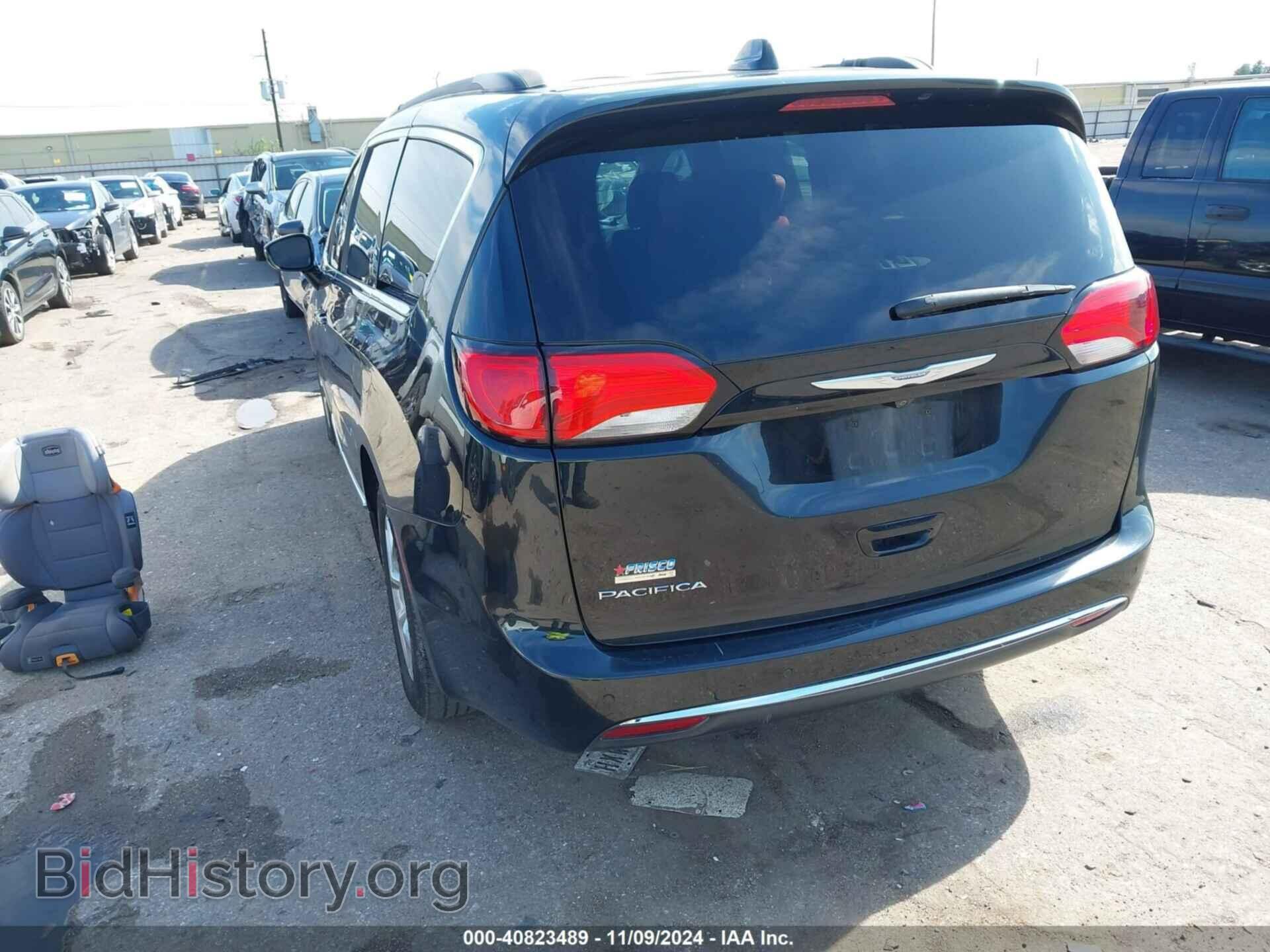 2017 CHRYSLER PACIFICA - VIN: 2C4RC1BGXHR809733 - Фото 3