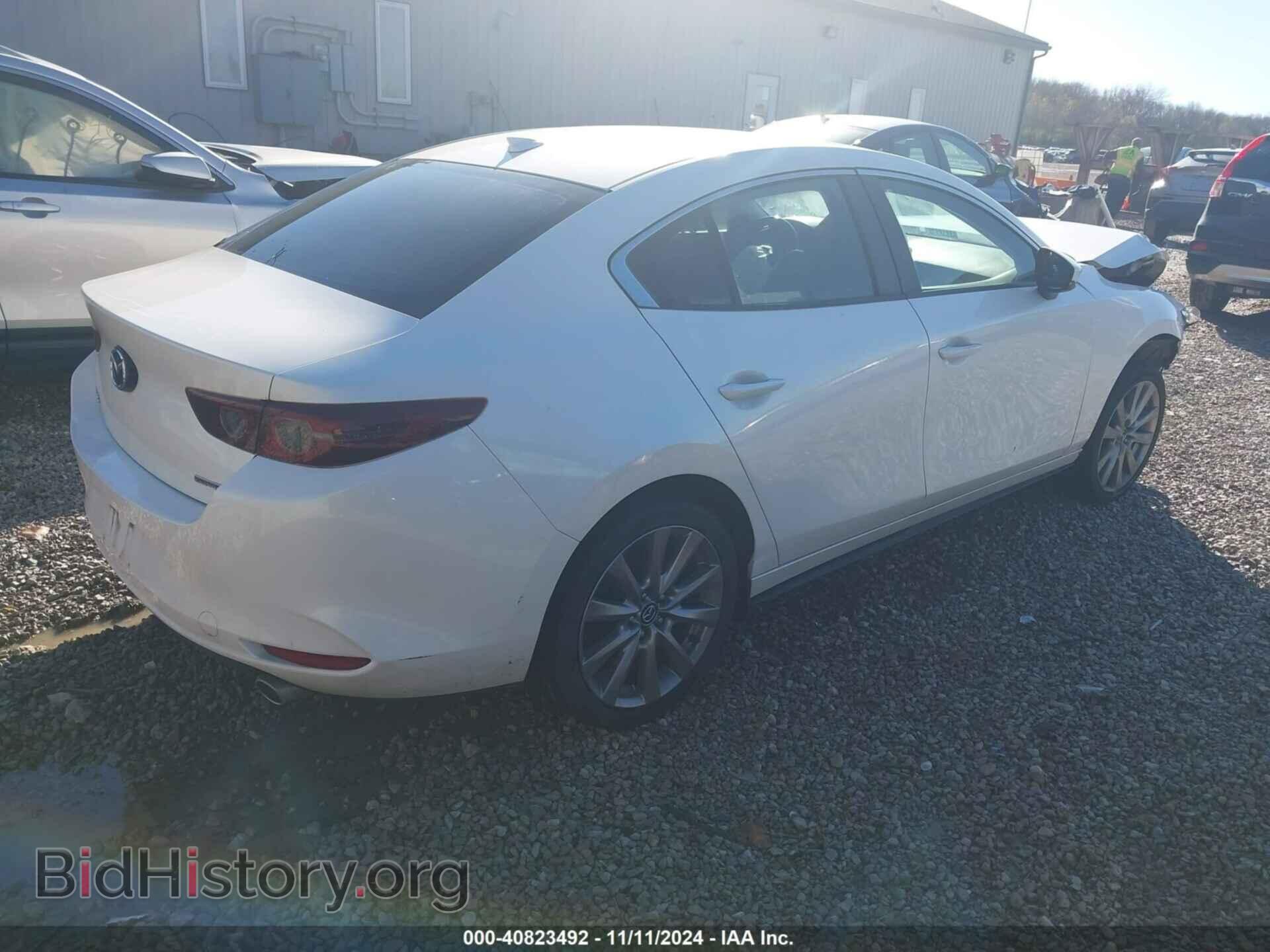 2020 MAZDA MAZDA3 - VIN: JM1BPADLXL1172341 - Фото 4