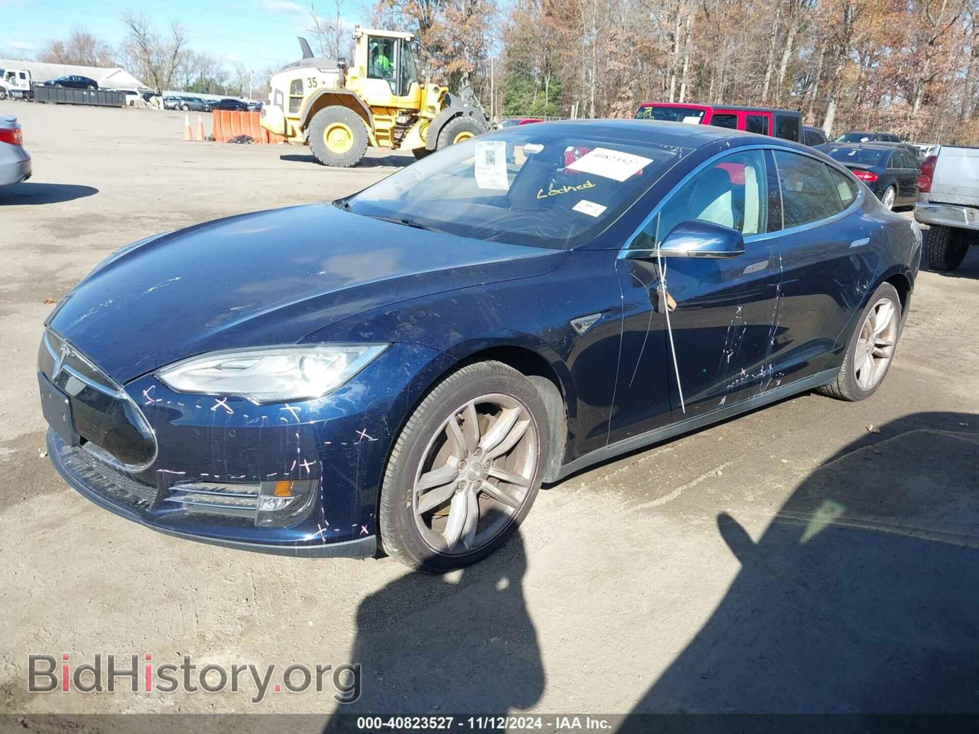 2014 TESLA MODEL S - VIN: 5YJSA1H11EFP40531 - Фото 2