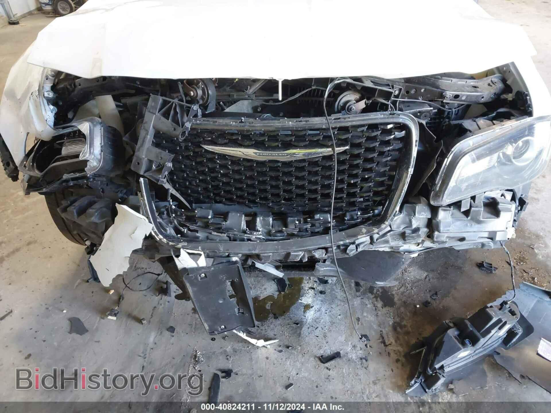 2020 CHRYSLER 300 - VIN: 2C3CCAGG5LH151028 - Фото 6