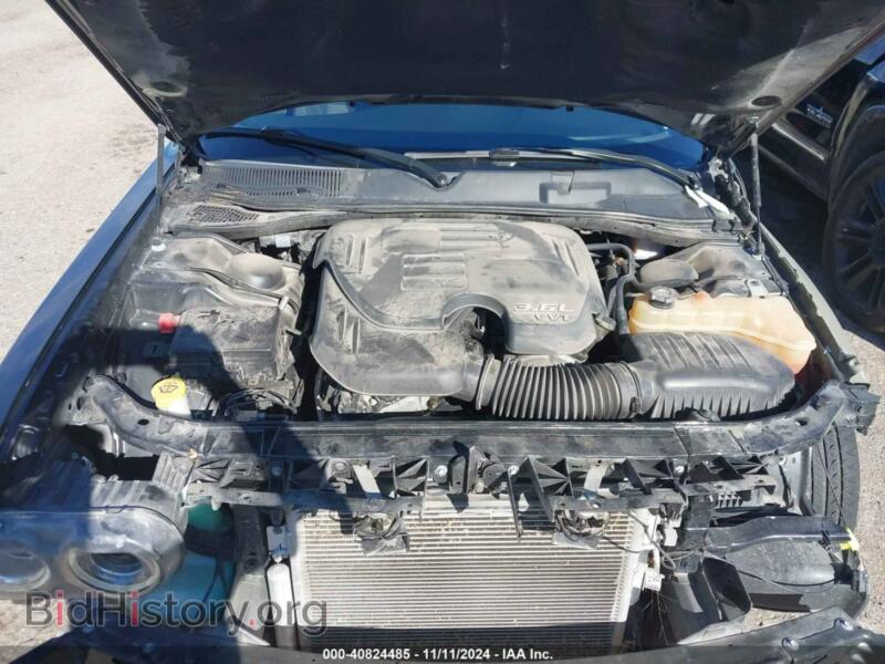 2019 Dodge CHALLENGER (VIN 2C3CDZAG7KH723414) — photo 10 of 16