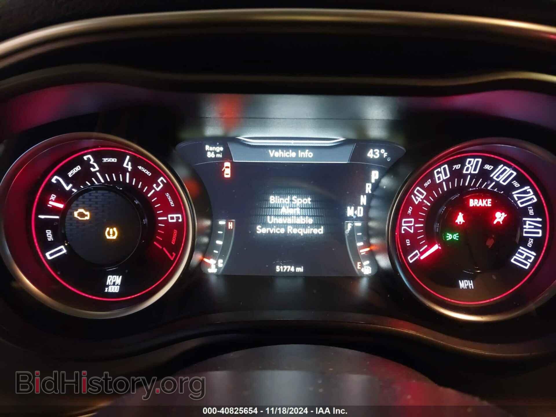 2017 DODGE CHALLENGER - VIN: 2C3CDZAGXHH611649 - Фото 7