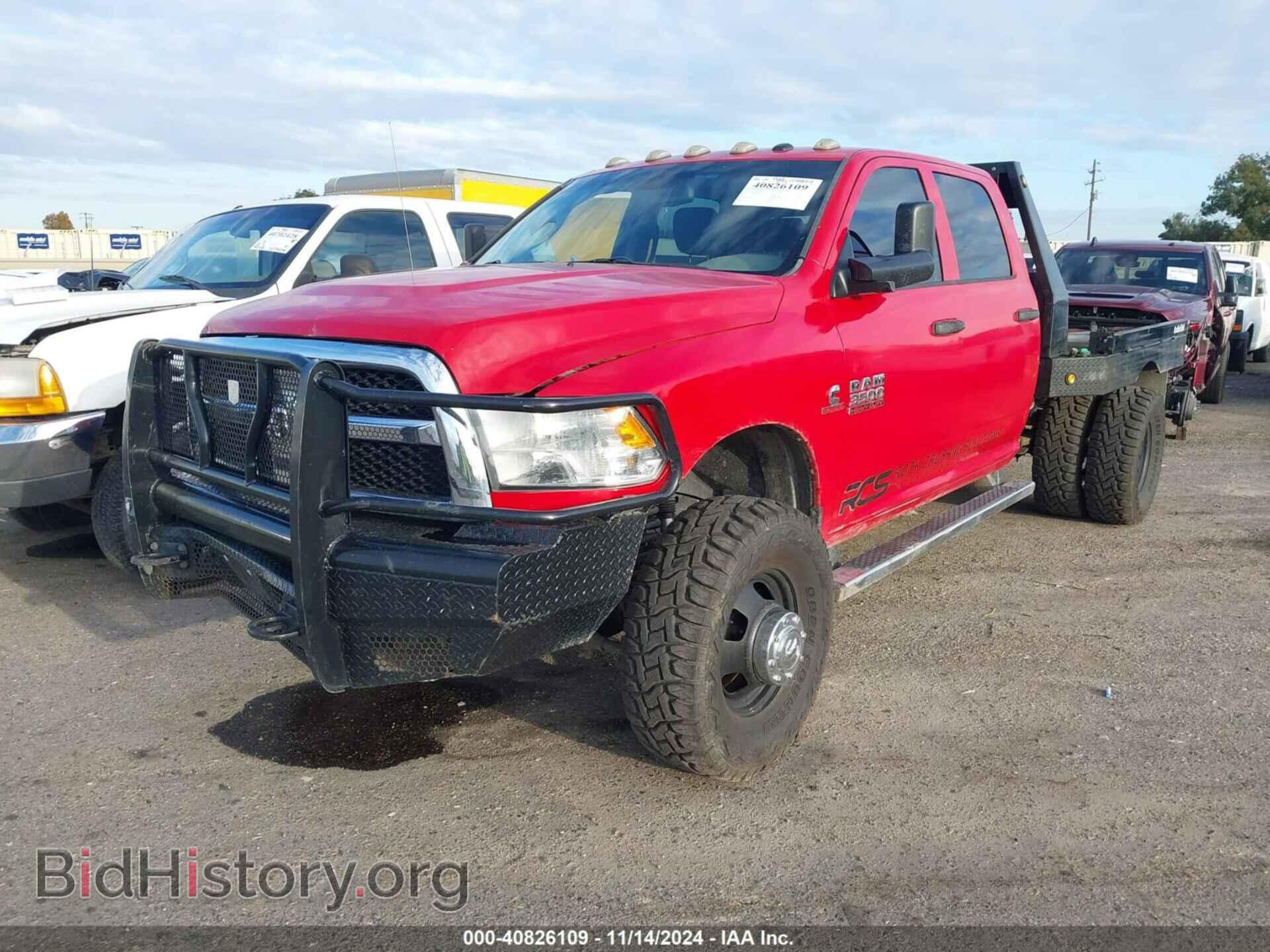 2015 RAM 3500 - VIN: 3C63RRGLXFG644642 - Фото 2