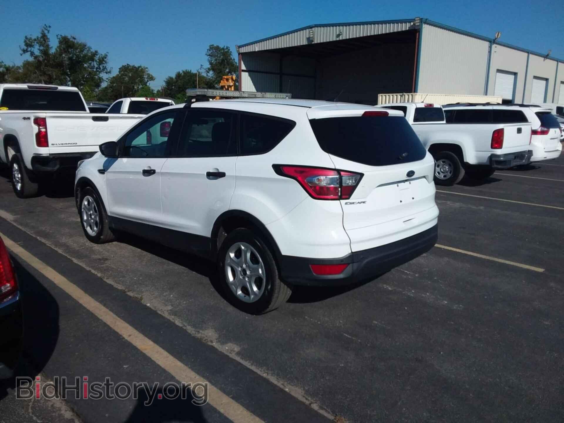 2018 FORD ESCAPE - VIN: 1FMCU0F73JUC63269 - Фото 3