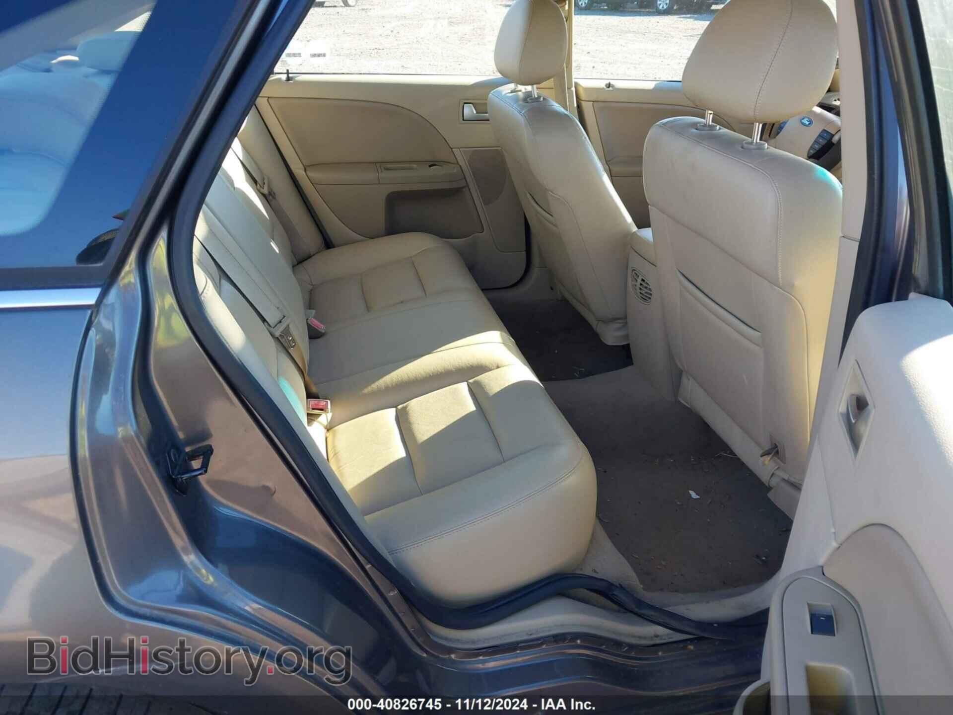 2006 FORD FIVE HUNDRED - VIN: 1FAFP25116G105168 - Фото 8