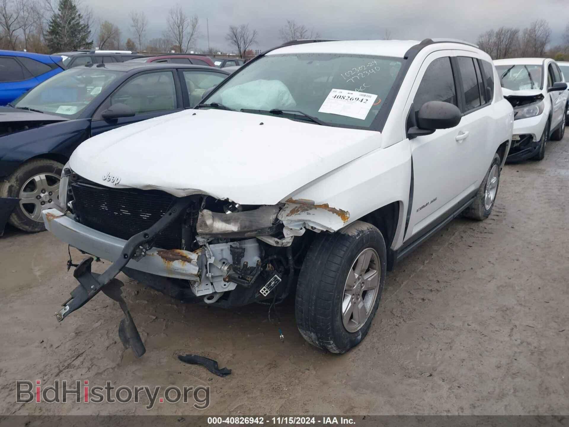 2014 JEEP COMPASS - VIN: 1C4NJCBAXED772340 - Фото 2
