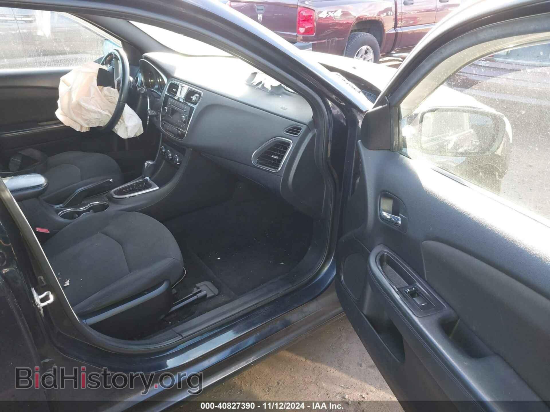 2011 CHRYSLER 200 - VIN: 1C3BC1FG5BN503124 - Фото 5