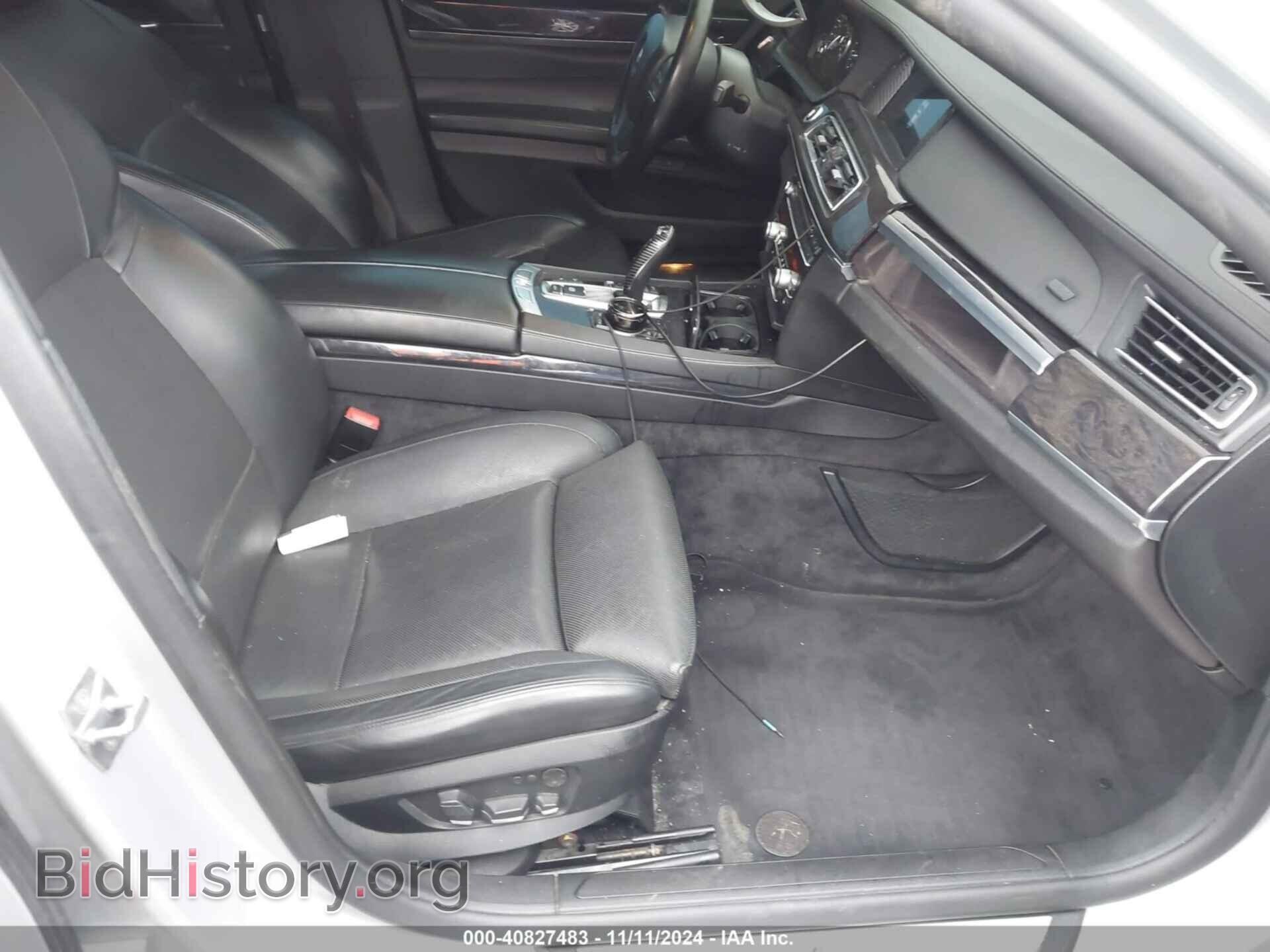 2011 BMW 750LI - VIN: WBAKC8C54BC433700 - Фото 5