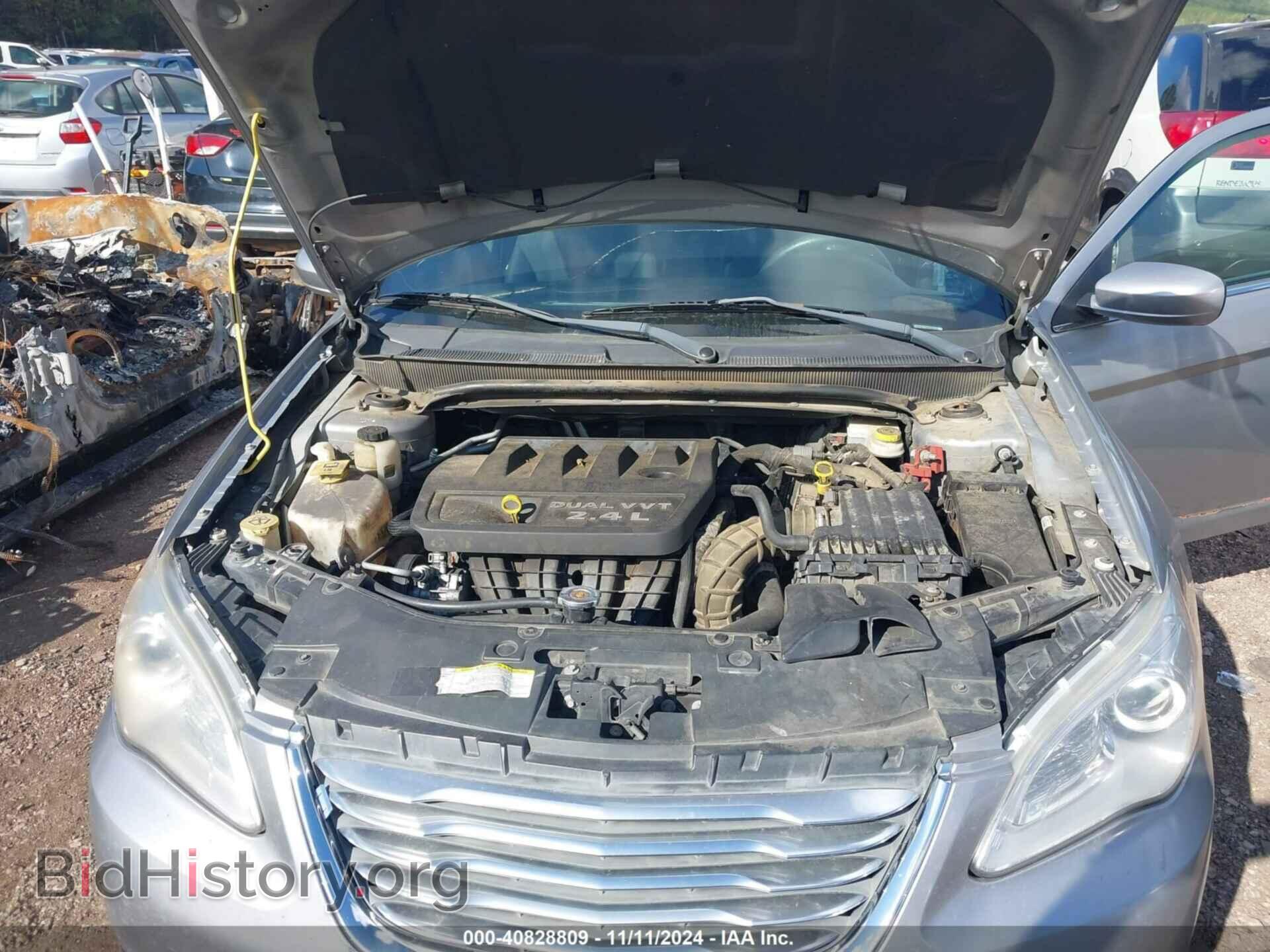 2013 CHRYSLER 200 - VIN: 1C3CCBAB7DN698040 - Фото 10