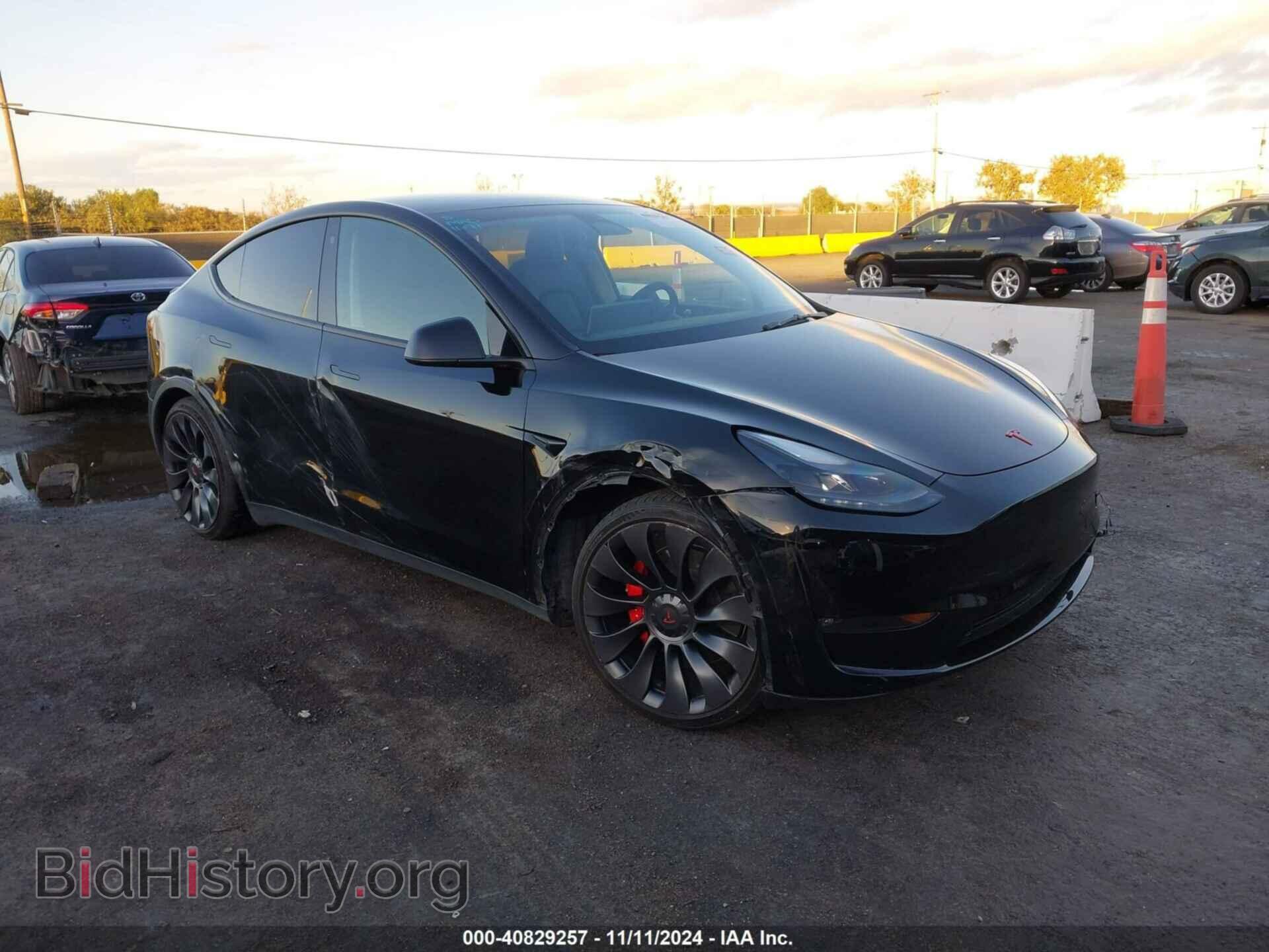 Photo 7SAYGDEF6PF668564 - TESLA MODEL Y 2023
