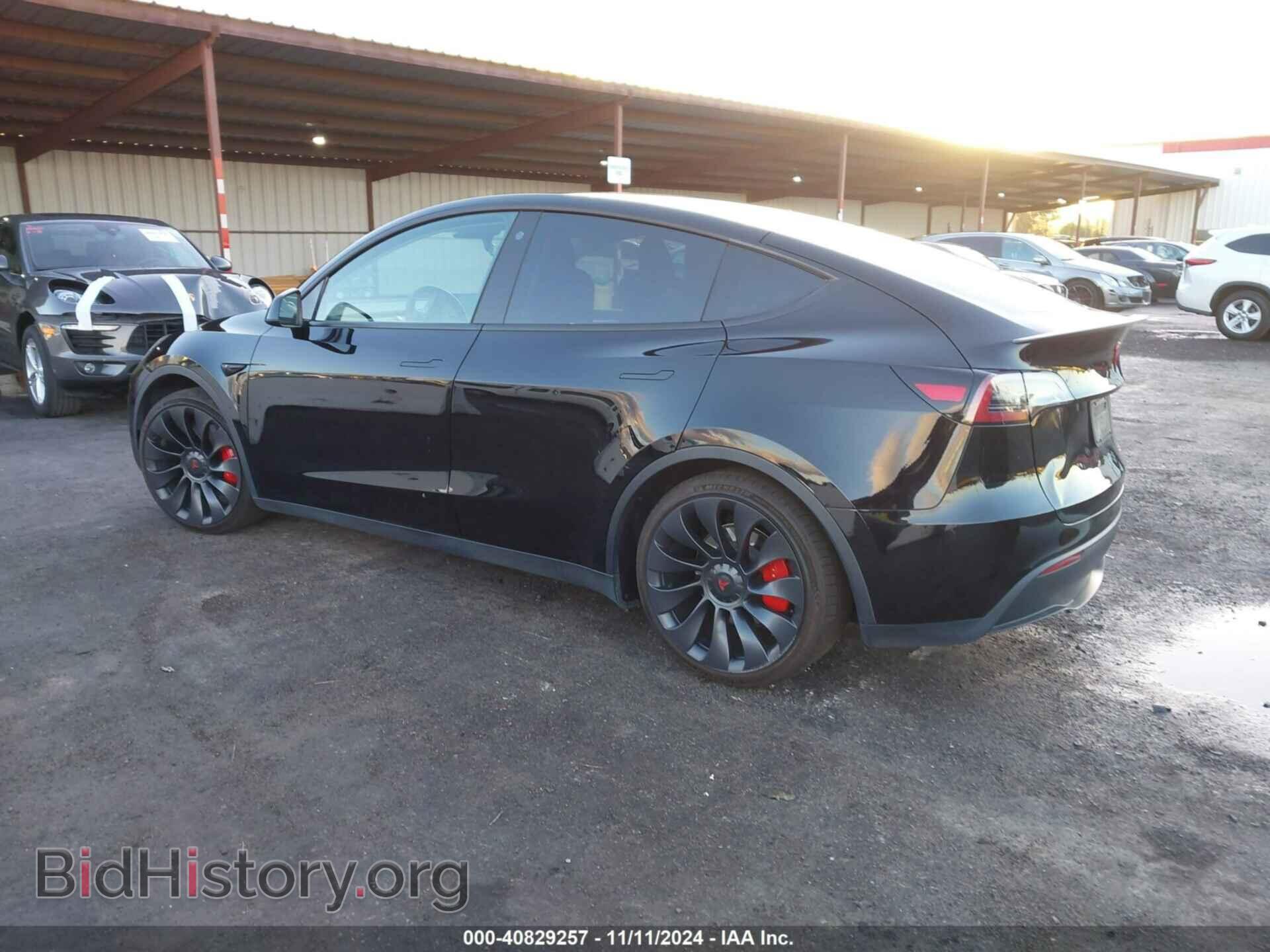 2023 TESLA MODEL Y - VIN: 7SAYGDEF6PF668564 - Фото 3