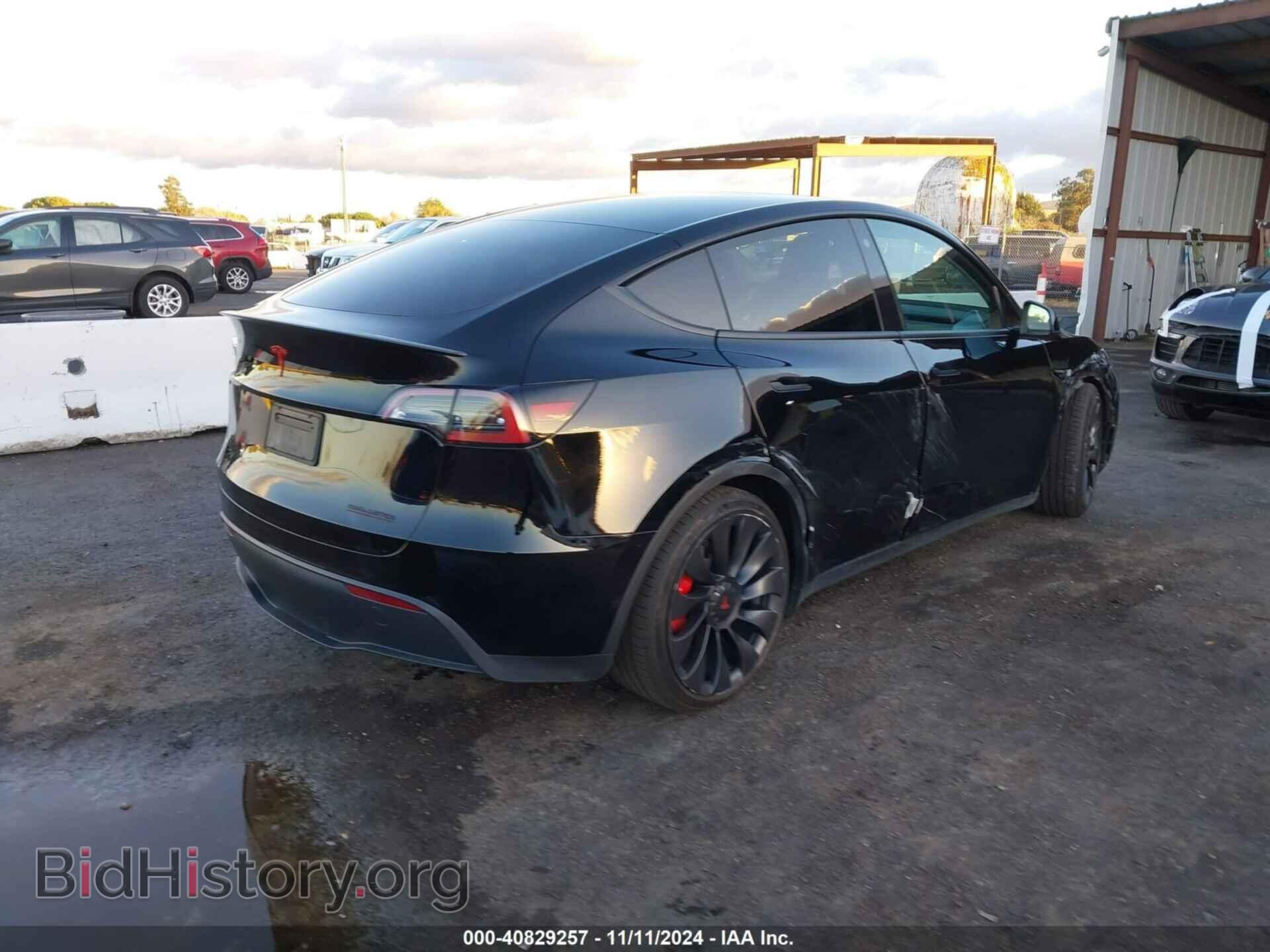 2023 TESLA MODEL Y - VIN: 7SAYGDEF6PF668564 - Фото 4