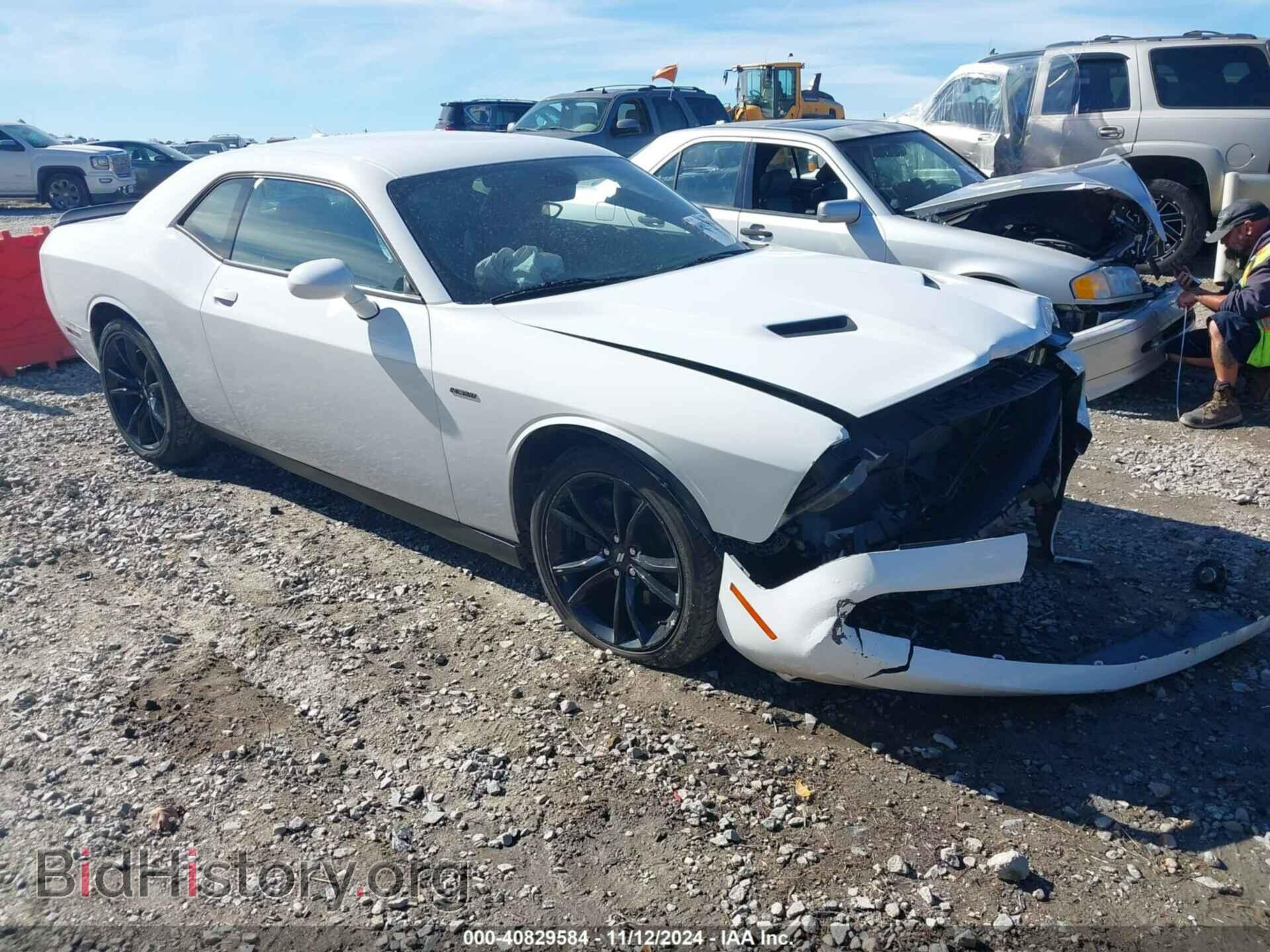 Фотография 2C3CDZBT3JH302770 - DODGE CHALLENGER 2018