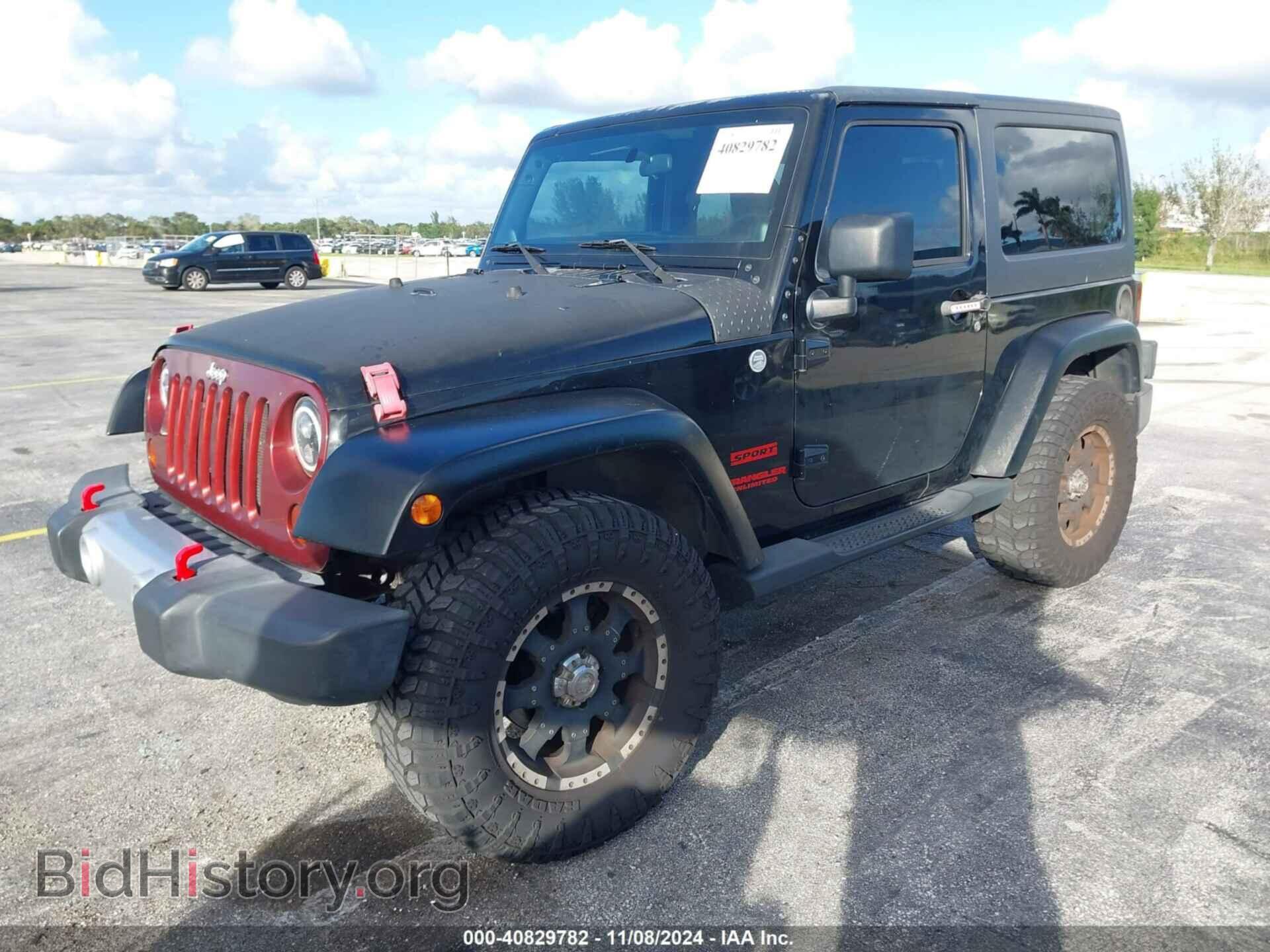 2011 JEEP WRANGLER - VIN: 1J4AA2D19BL521682 - Фото 2