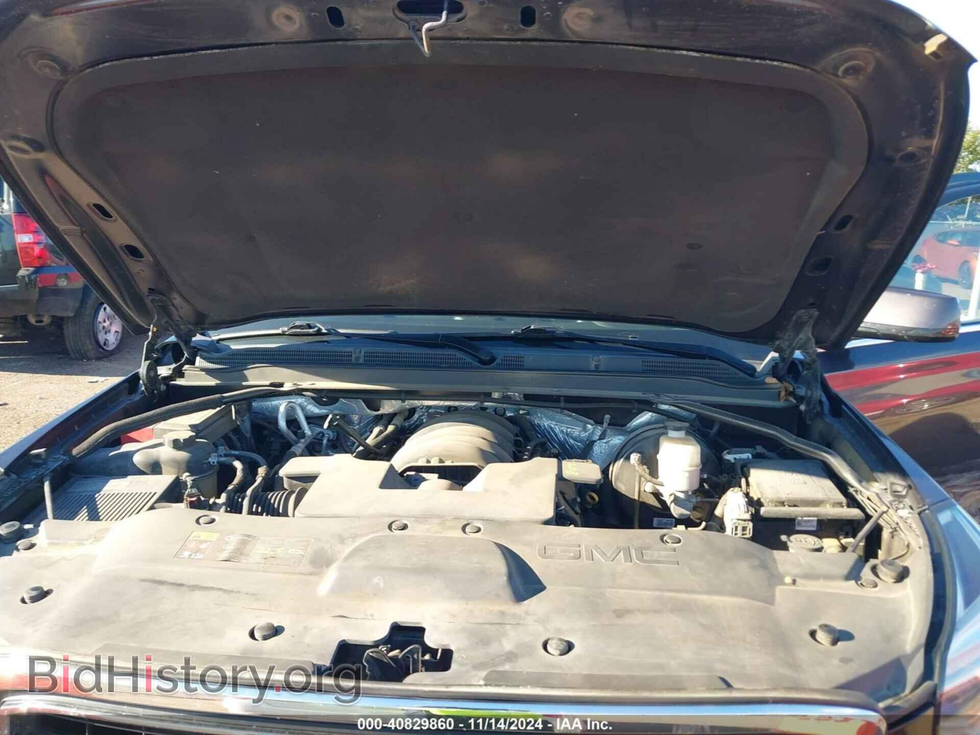 2016 GMC YUKON - VIN: 1GKS2BKC4GR144635 - Photo 10