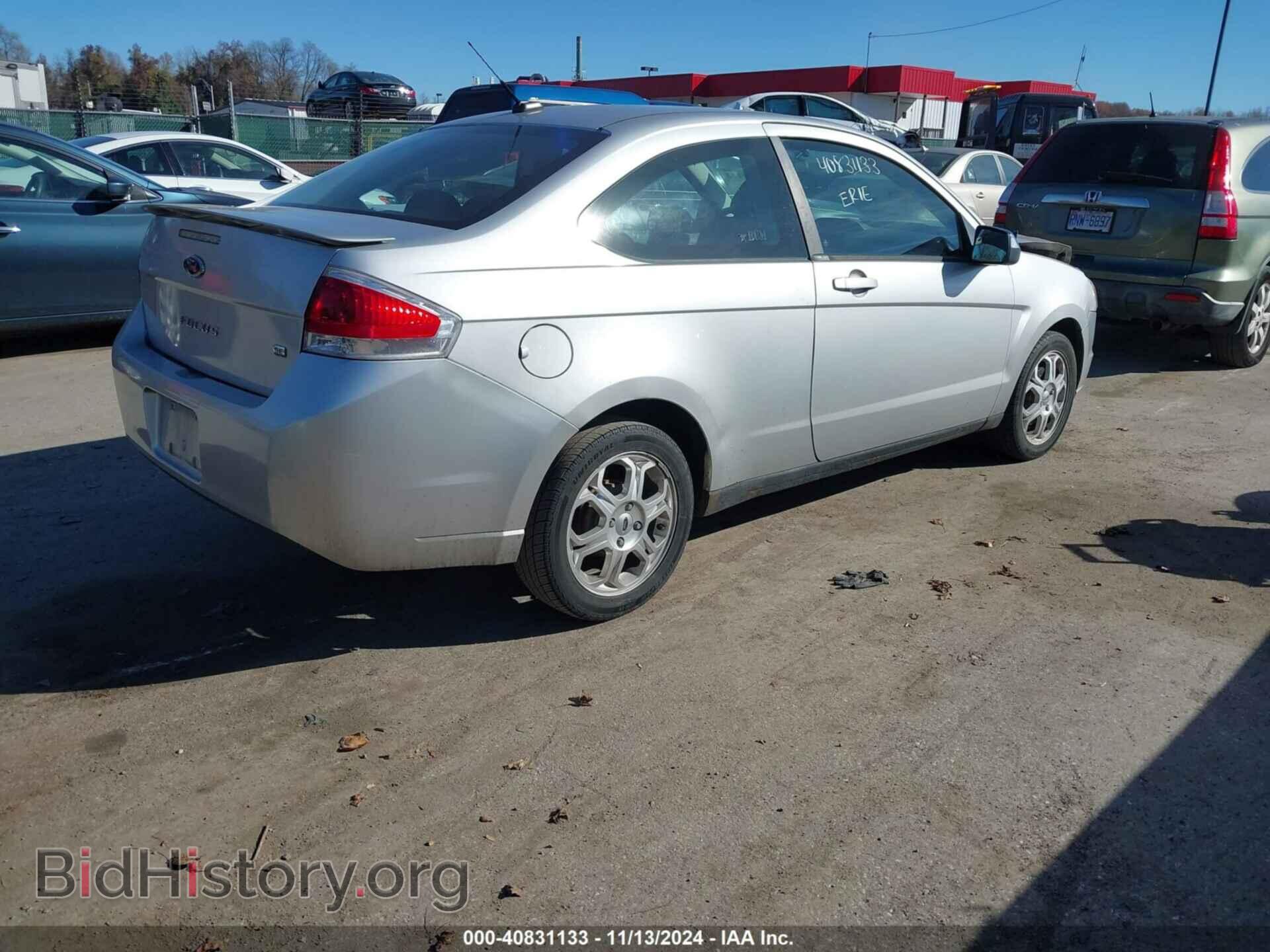 2010 FORD FOCUS - VIN: 1FAHP3CN0AW248566 - Фото 4